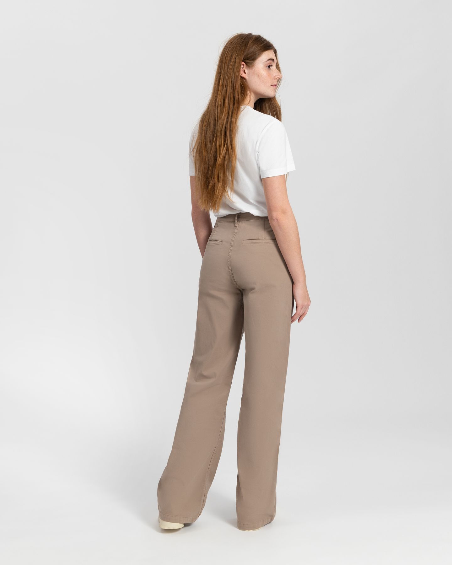 Kuyichi womens vegan Chino Pants Thalia Black Tea Brown