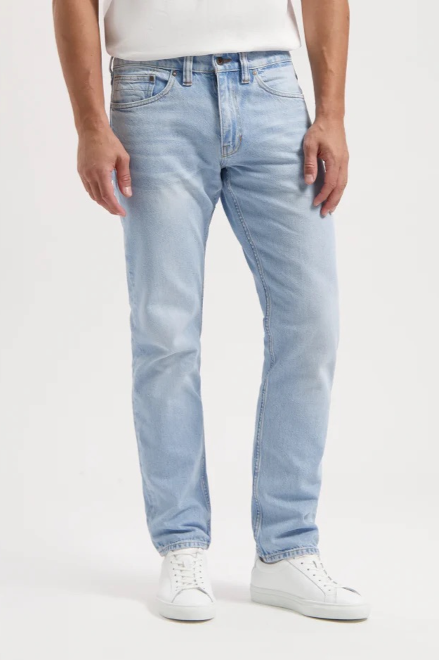 Kuyichi Herren vegan Jeans Regular Scott Hellblau