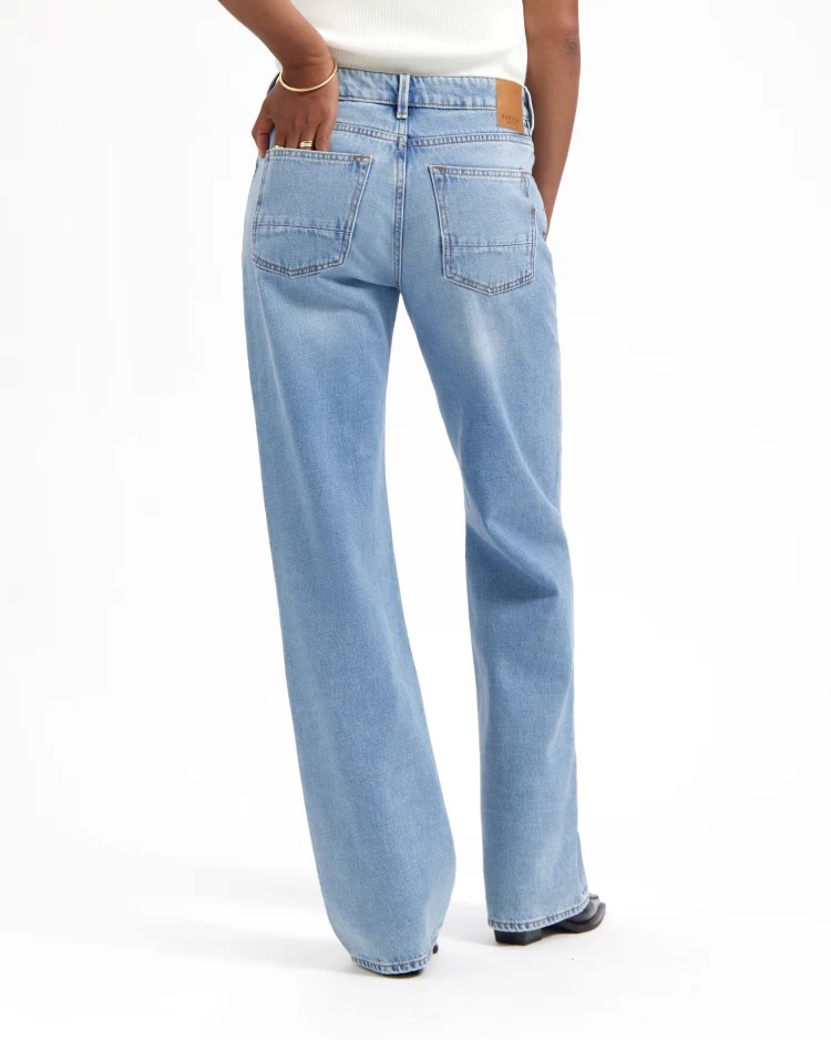 Kuyichi womens vegan Jeans Loose Lena Washed Blue