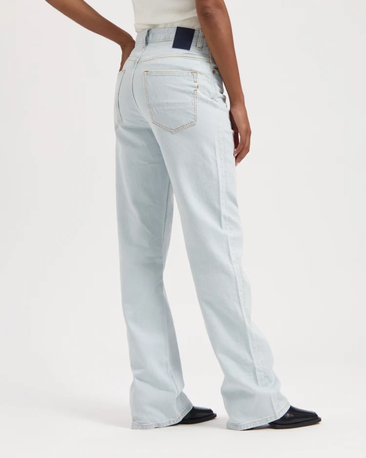 Kuyichi womens vegan Jeans Straight Izabella Super Light