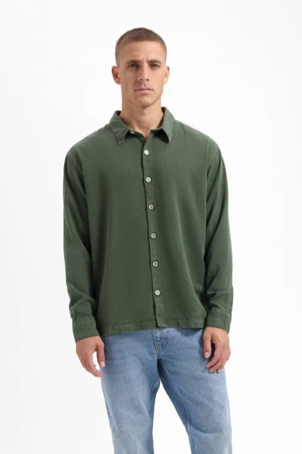 Image of Kuyichi mannen vegan Overshirt Ls Jack Mosgroen