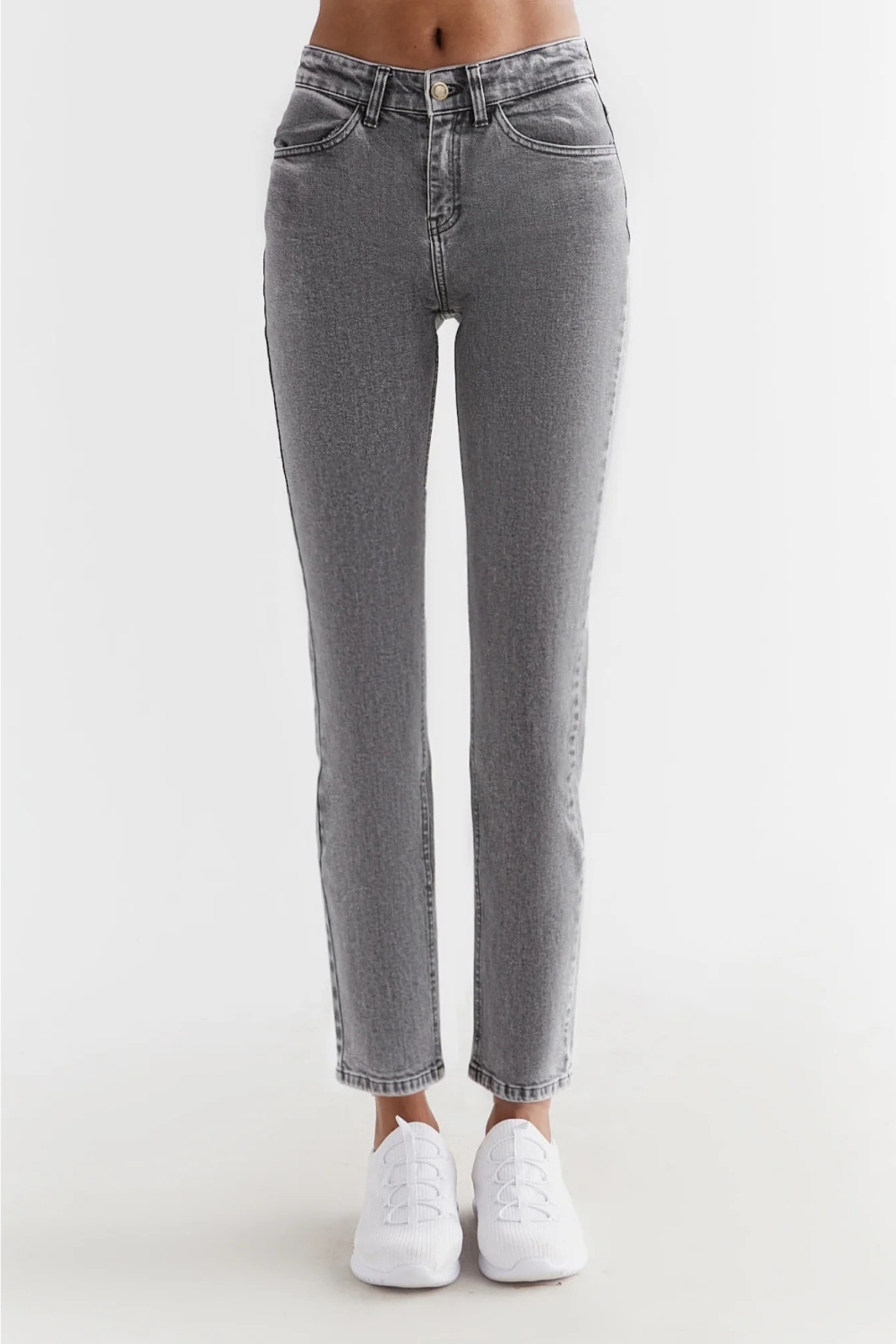 Evermind Damen vegan Jeans Straight Iron Gray