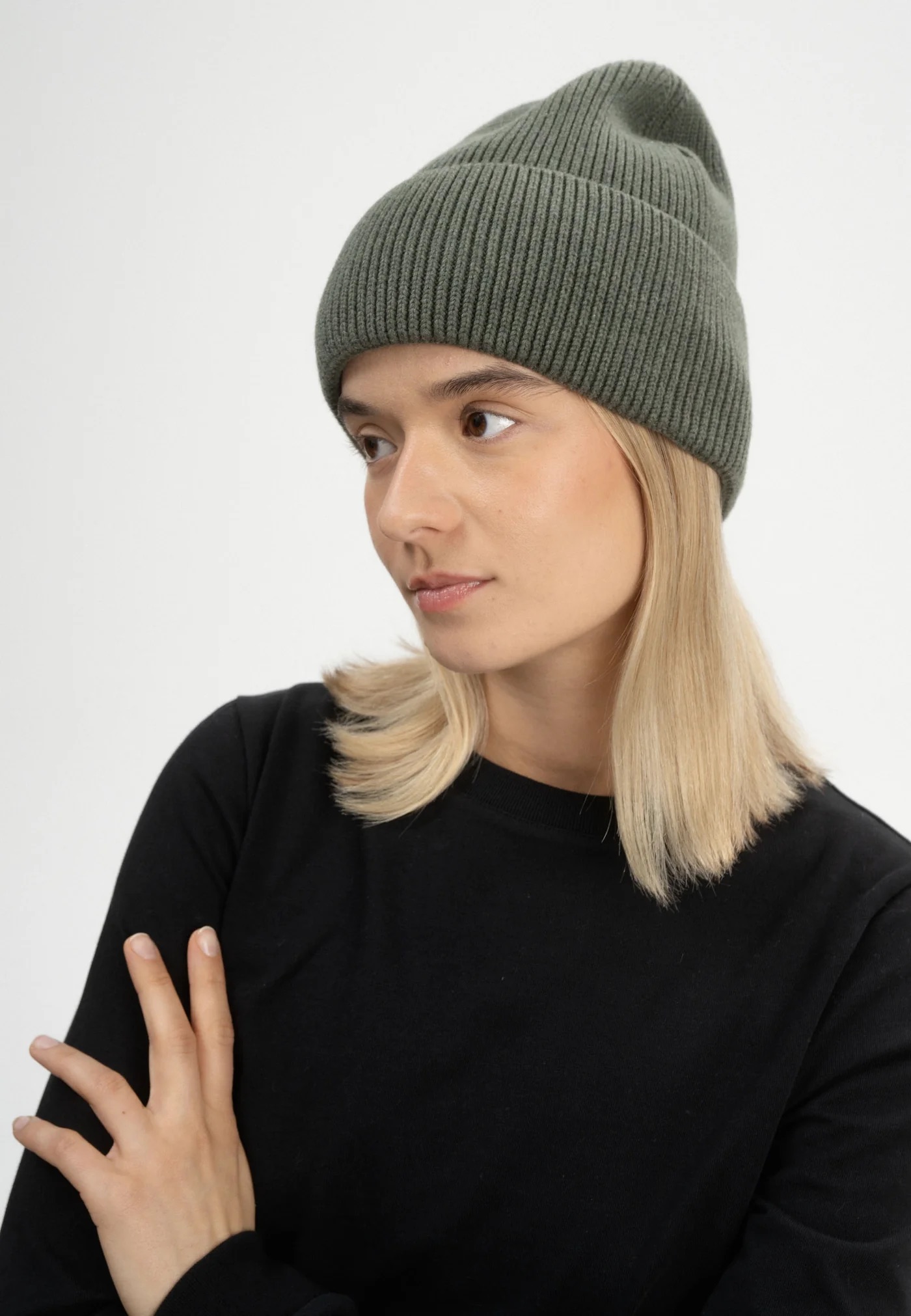 MELA Beanie Kali Grün Melange