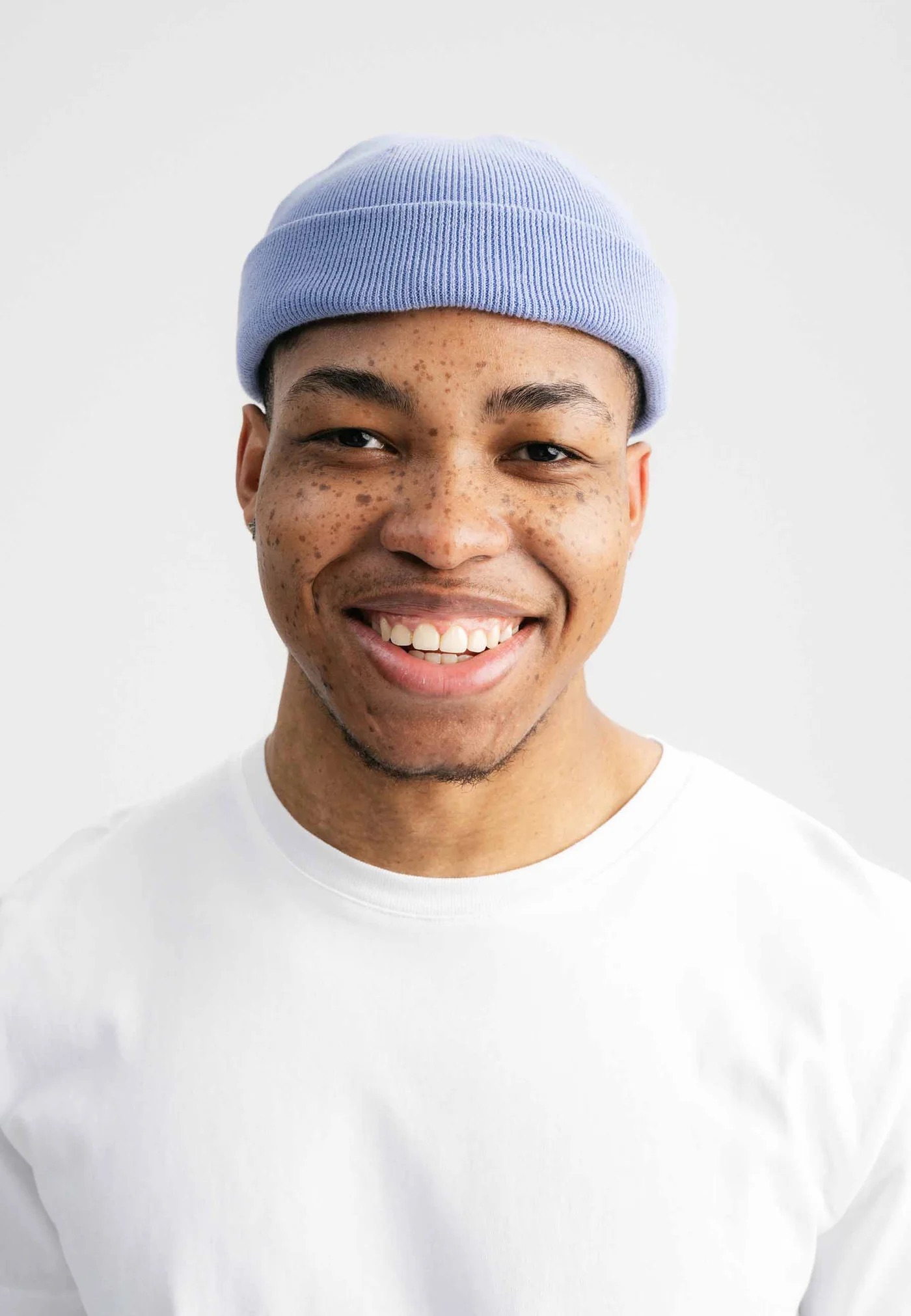 MELA Beanie Short Lesh Forgetmenot Blau