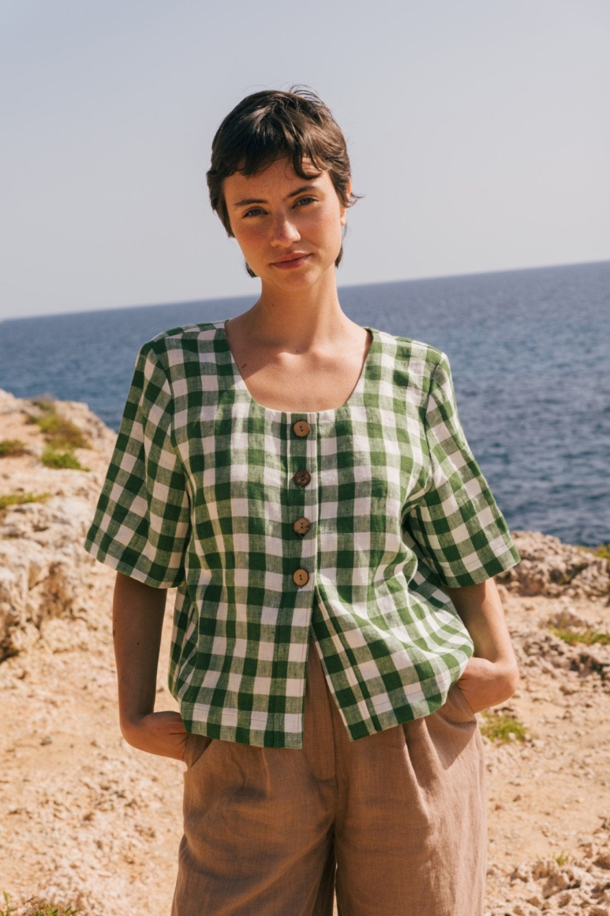 Image of AmourLinen dames vegan Top Maeve Groene Gingham