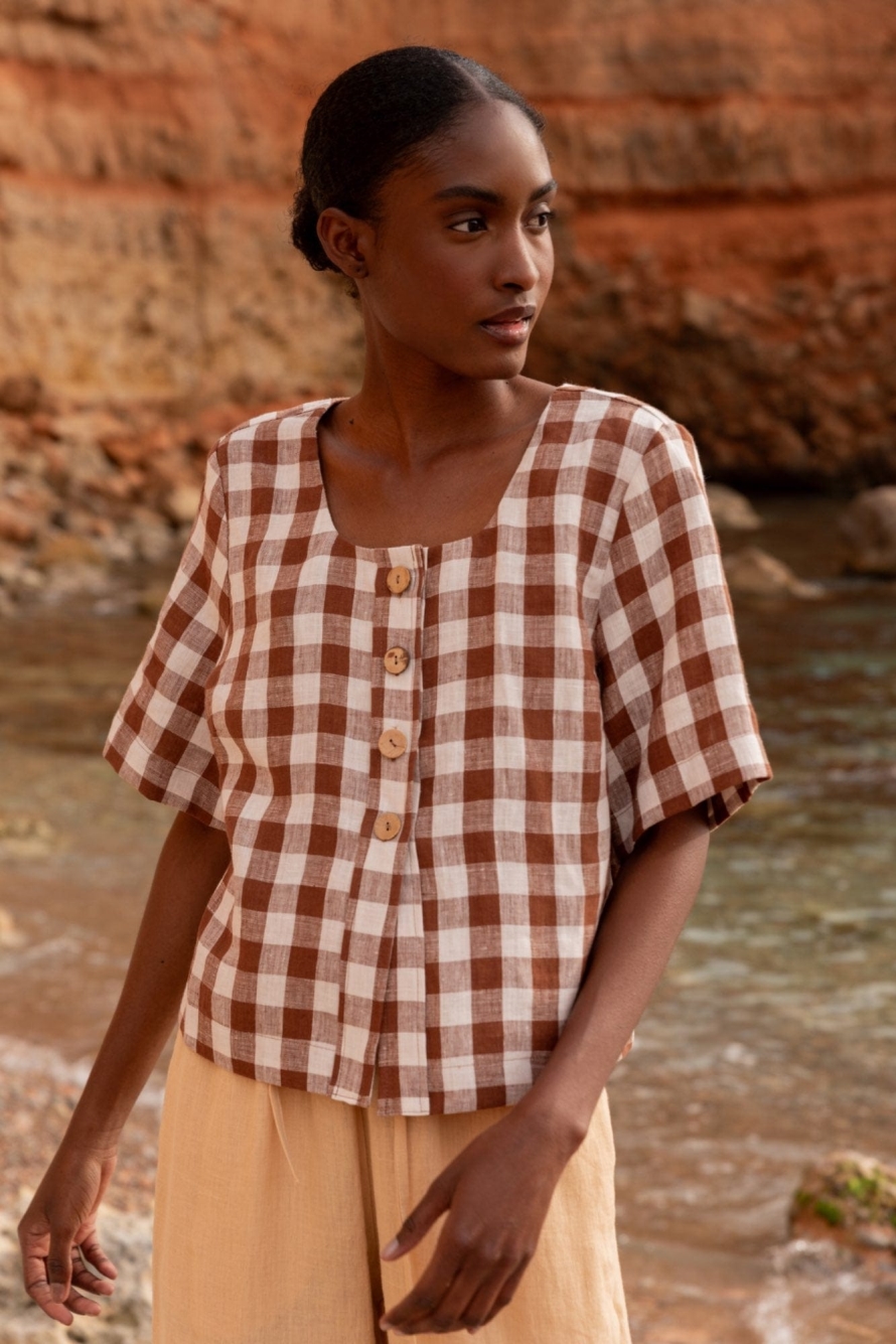Image of AmourLinen dames vegan Top Maeve Mocha Gingham