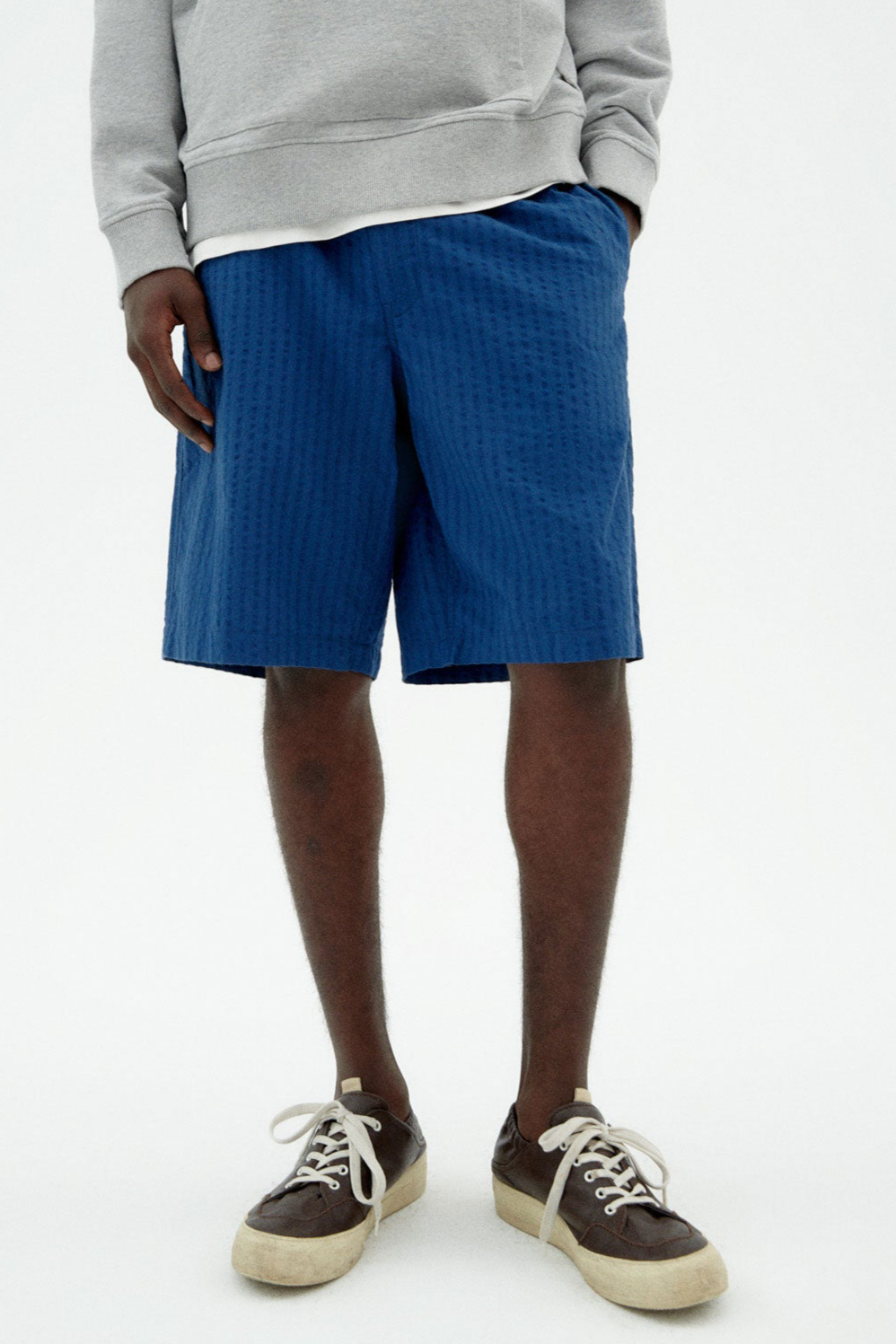 Thinking mu Herren vegan Shorts Seersucker Bermuda Gasper Blau