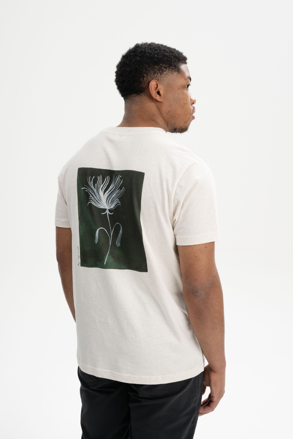 MELA men vegan T-Shirt Artist Edition Kaja Cream Melange/Botanical Green Print