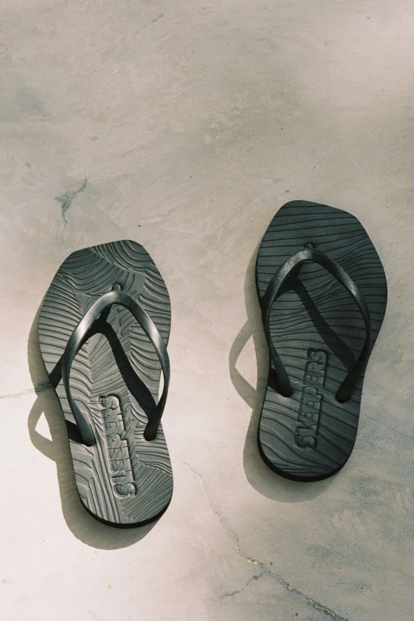 SLEEPERS womens vegan Flip Flops Tapered Black