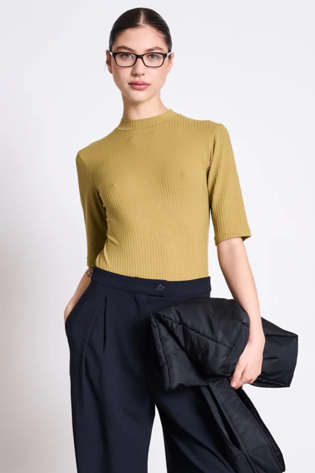 Image of JAN 'N JUNE dames vegan T-Shirt Rib Nina Woody Olijfgroen