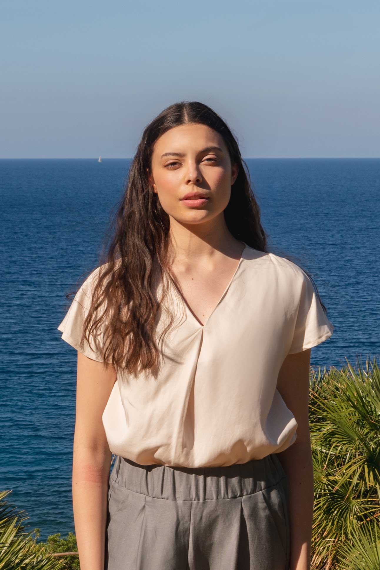 Image of Widda dames vegan Blouse Beat Off White