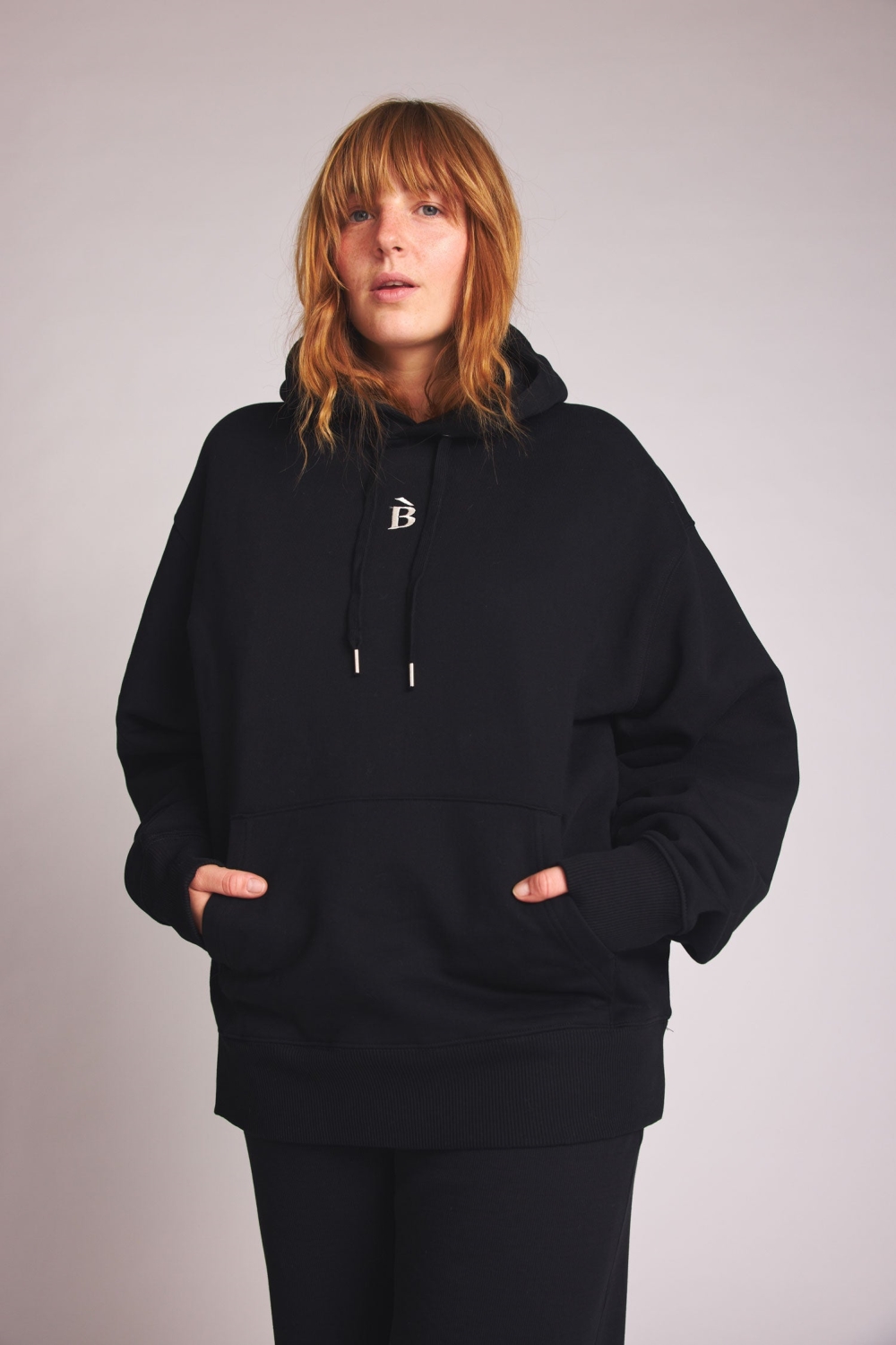 Baìge the Label Damen vegan Hoodie Mit B-Stich Schwarz