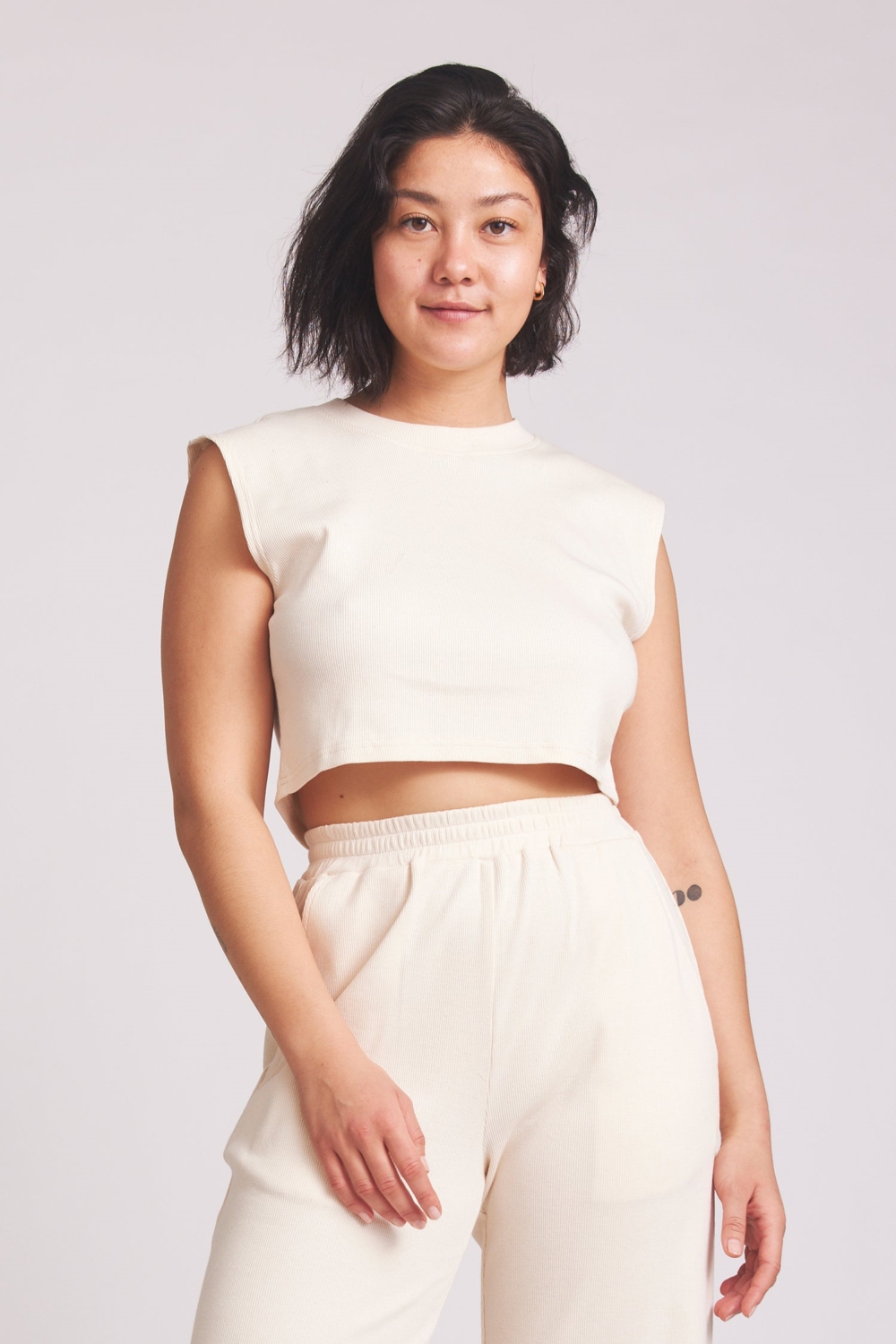 Image of Baìge the Label dames vegan Crop Top Bridget Naturel