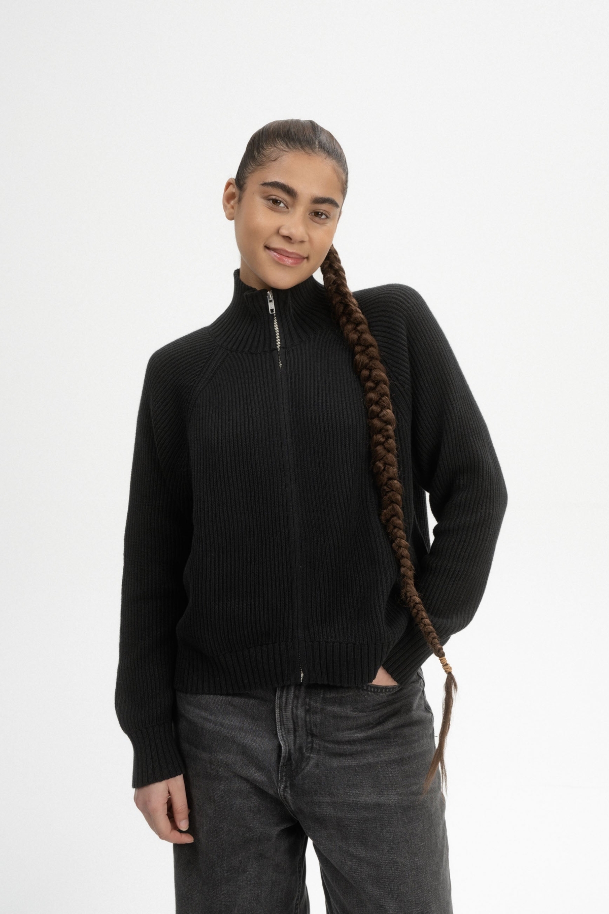 Image of MELA dames vegan Gebreid Jasje Rib Kamuka Zwart