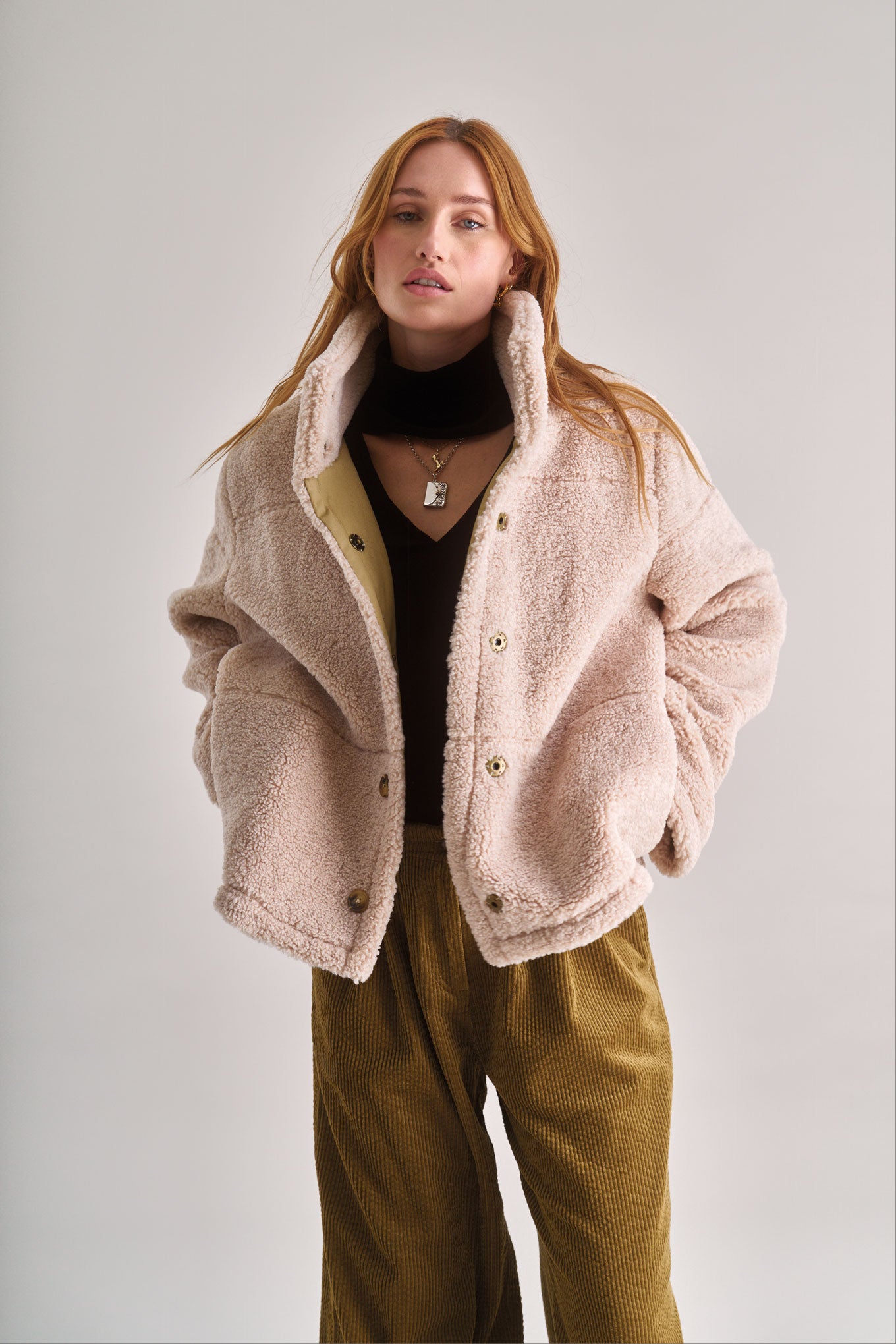 Image of KOMODO dames vegan Jas Isobel Zandbeige