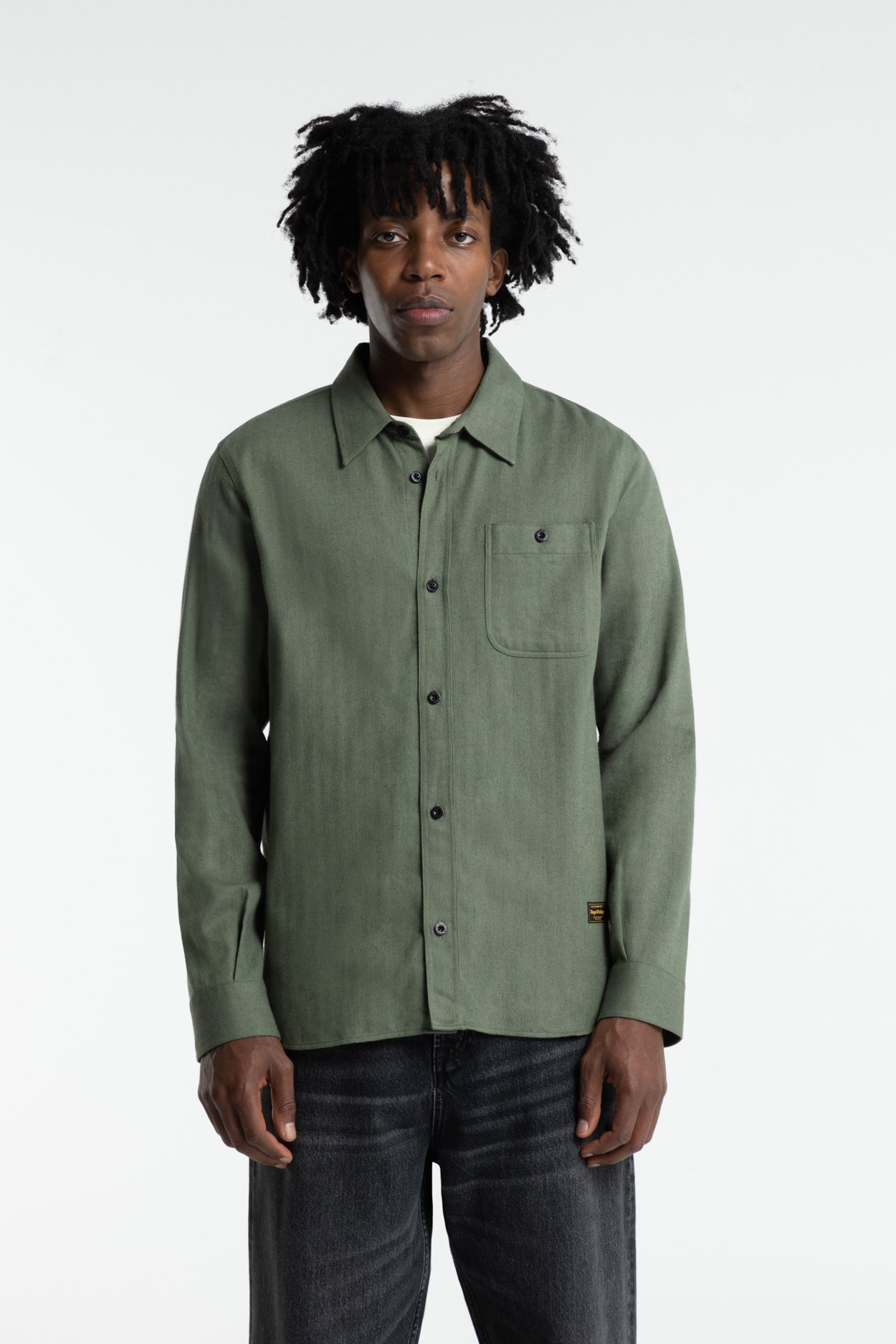 Image of Kings of Indigo mannen vegan Shirt Juntoku Mulled Basil Green