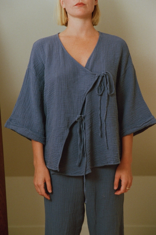 Image of NÃ©nÃ©s dames vegan Blouse HaydÃ©e Blauw
