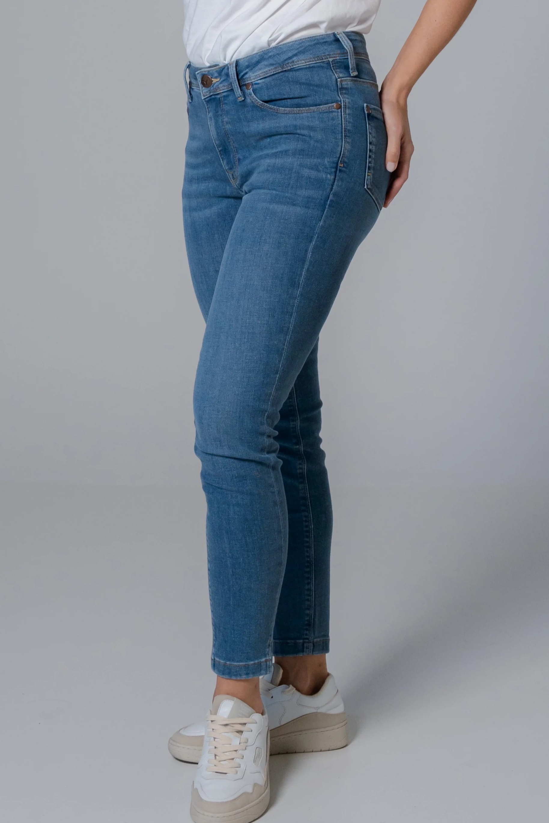 Feuervogl Damen vegan Jeans Lotta Sommer Blau