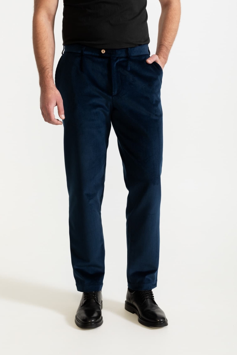 Image of De IONESCU mannen vegan Broek Dacian Corduroy Royal Blue