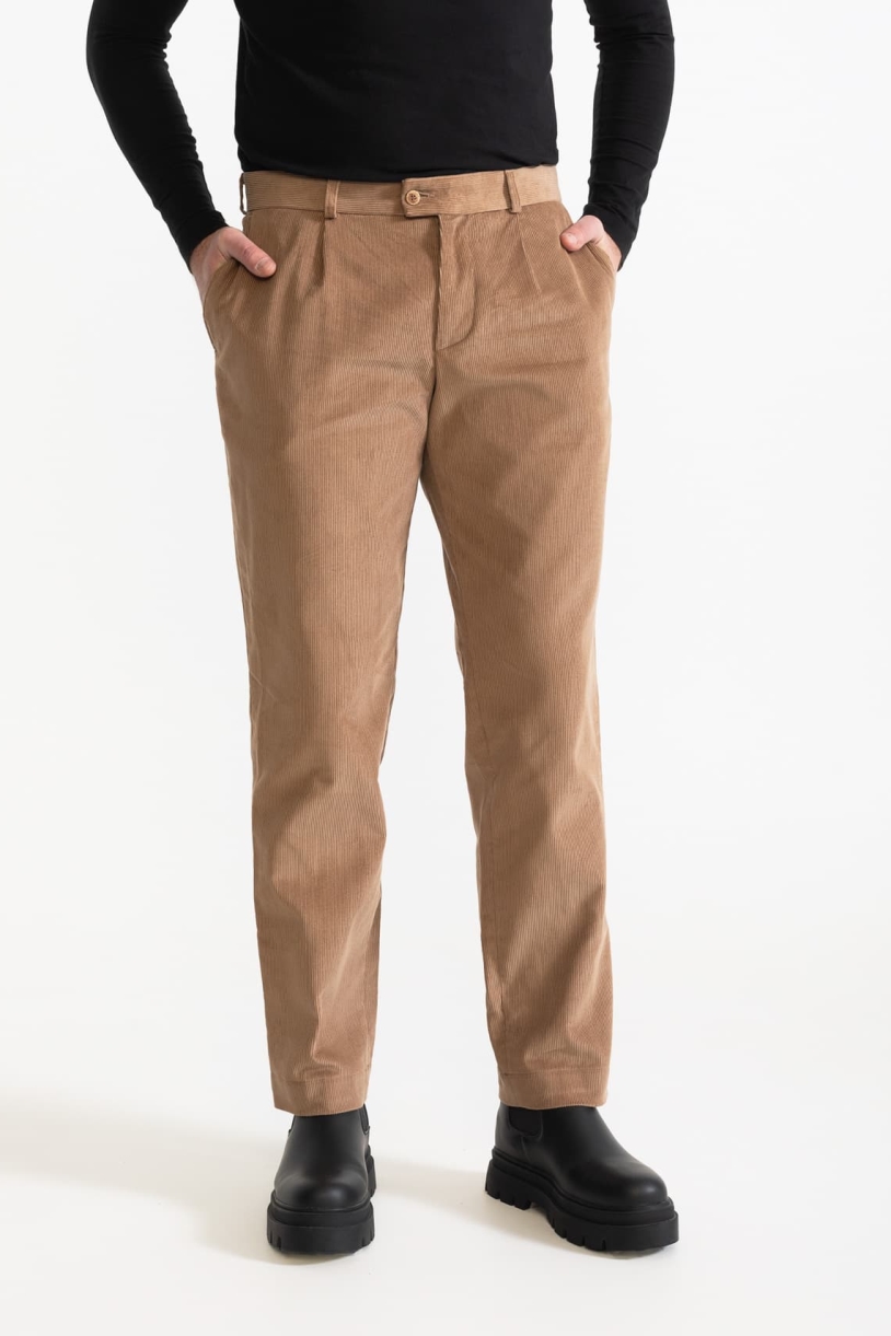 Image of De IONESCU mannen vegan Broek Dacian Corduroy Toffee