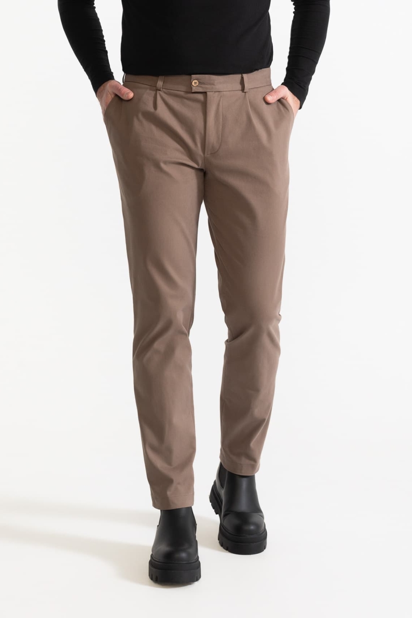 Image of De IONESCU mannen vegan Broek Chesler Beige