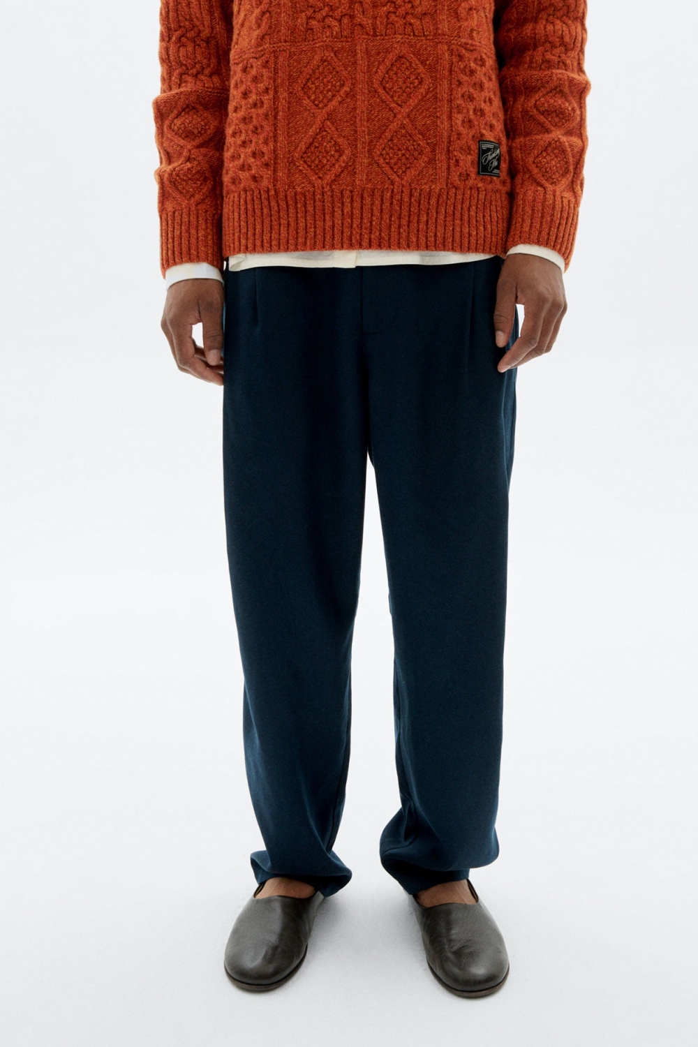 Thinking MU Herren vegan Hose Karotte Sigurd Navy