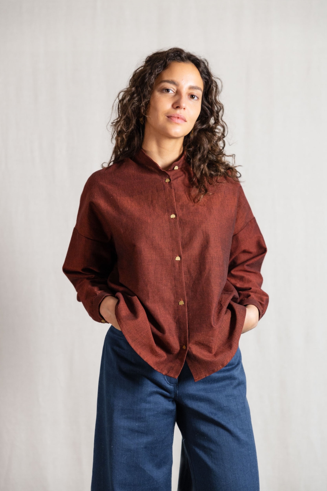Image of Jyoti Fair Works dames vegan Blouse Hawali Rum Raisin Bruin