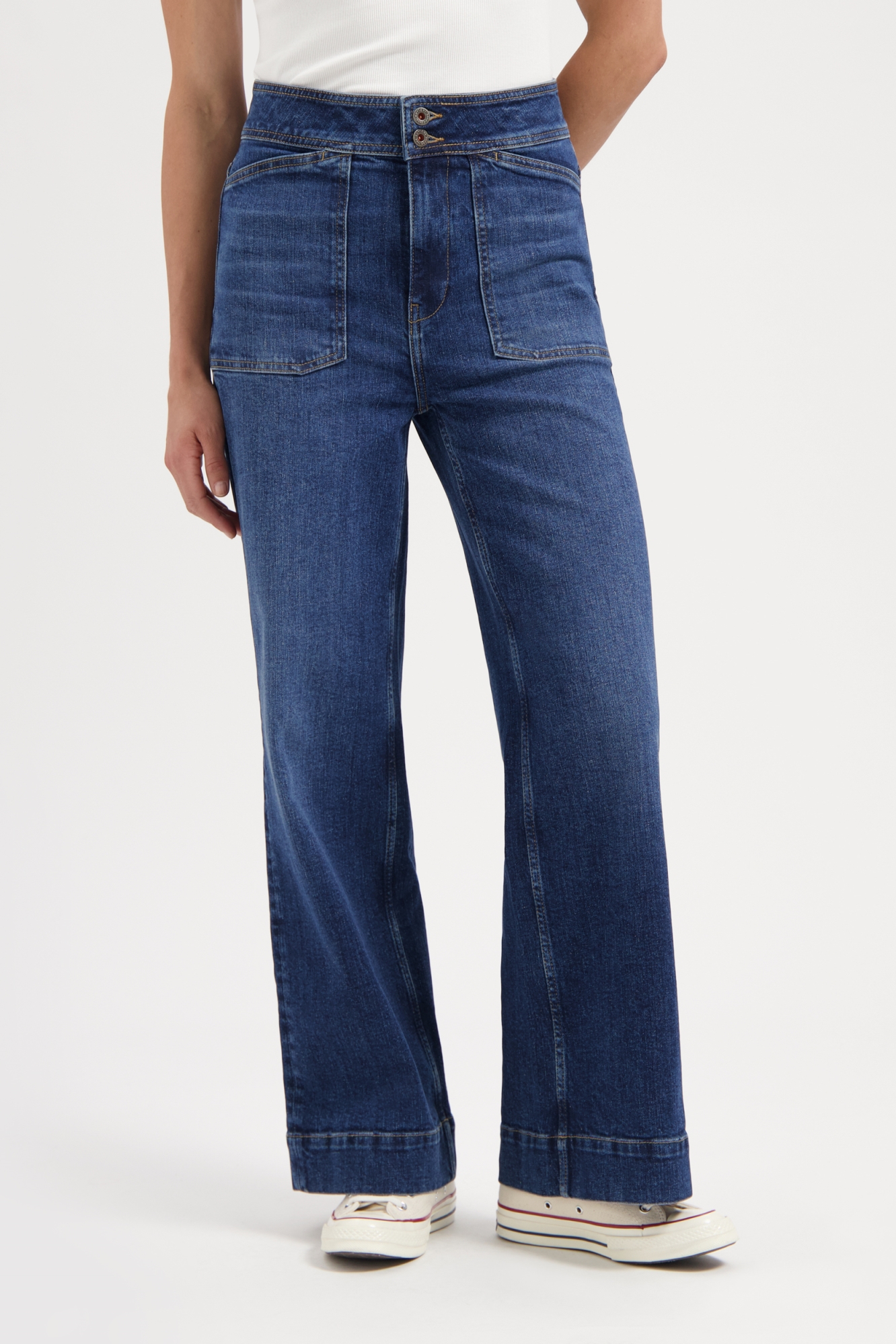106719 - Damen vegan Jeans Farrah Worker Faded Blue