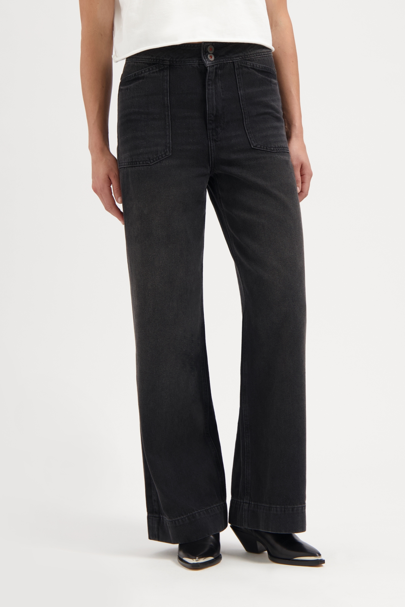 Image of Kuyichi dames vegan Jeans Farrah Worker Smoky Noir Zwart