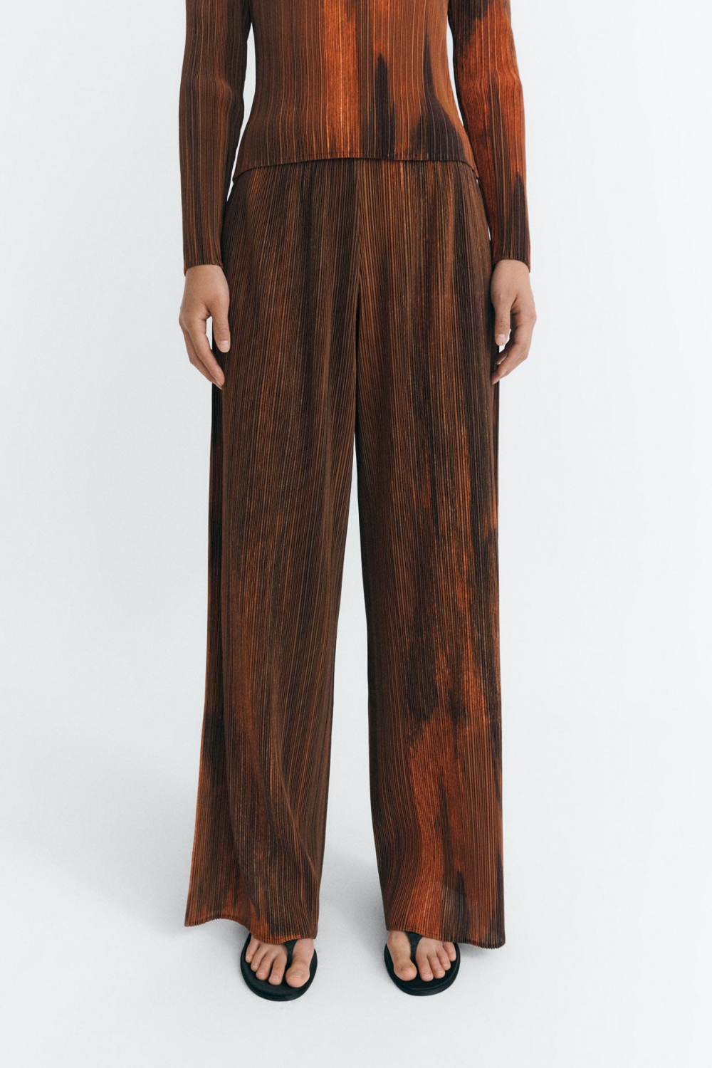 Thinking mu Damen vegan Hose Plissee Maro BrÃ¤unlich Orange