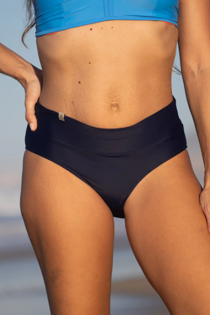 109123 - Damen vegan Bikiniunterteil Soft Waist Flow Dunkelblau