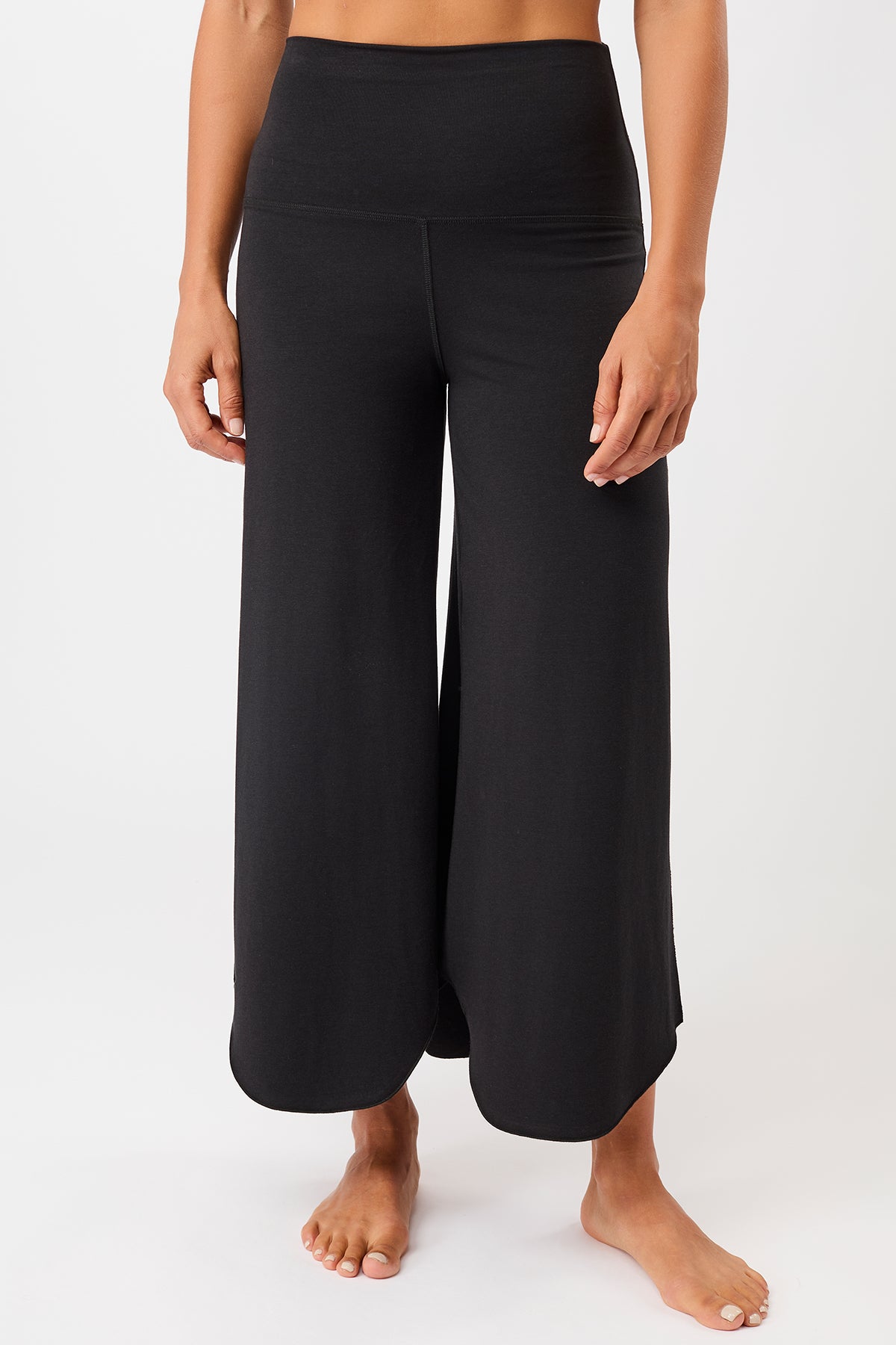Mandala Damen vegan Hose Tulpe Schwarz