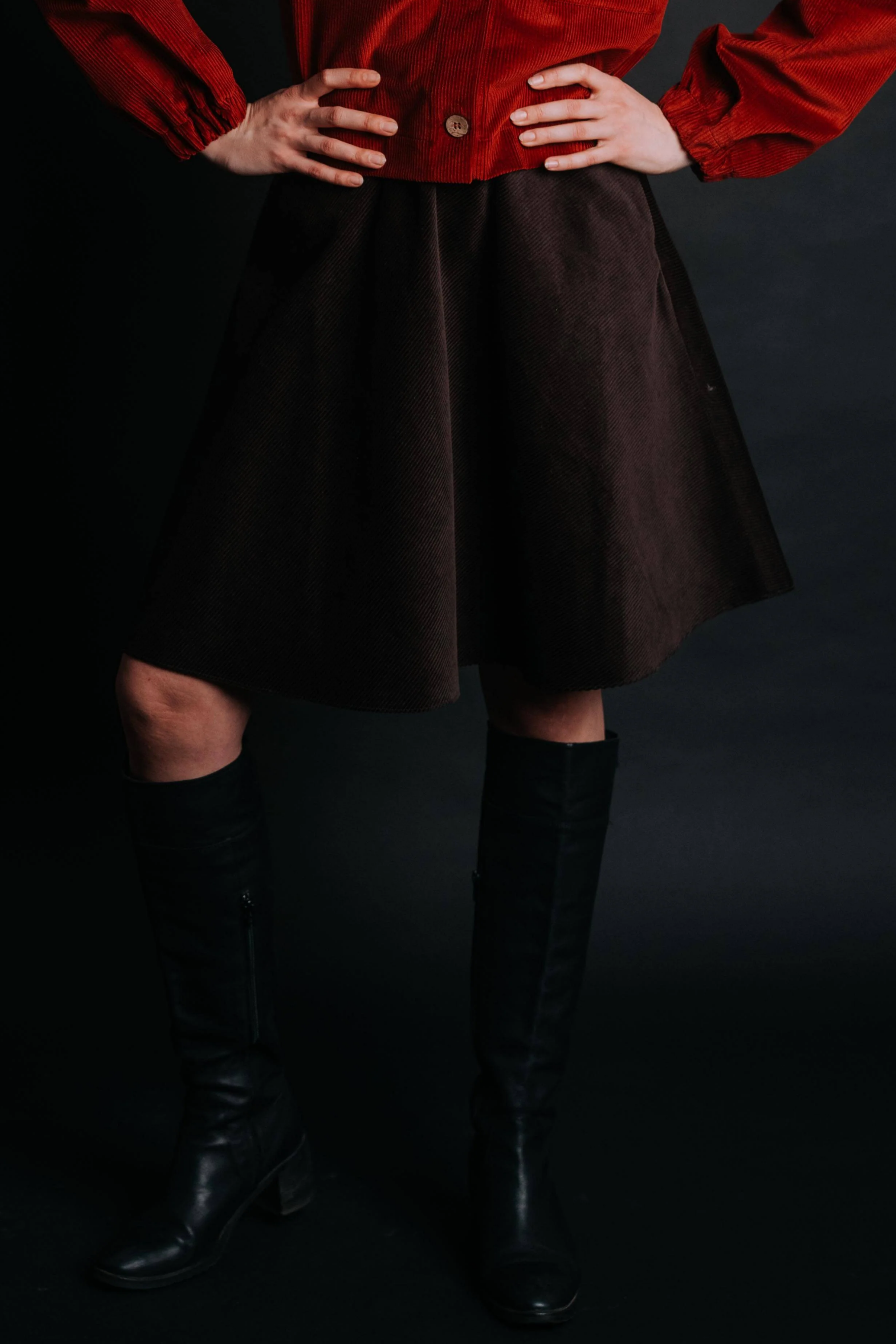 Image of De IONESCU dames vegan Rok Corduroy Borsa Donkerbruin