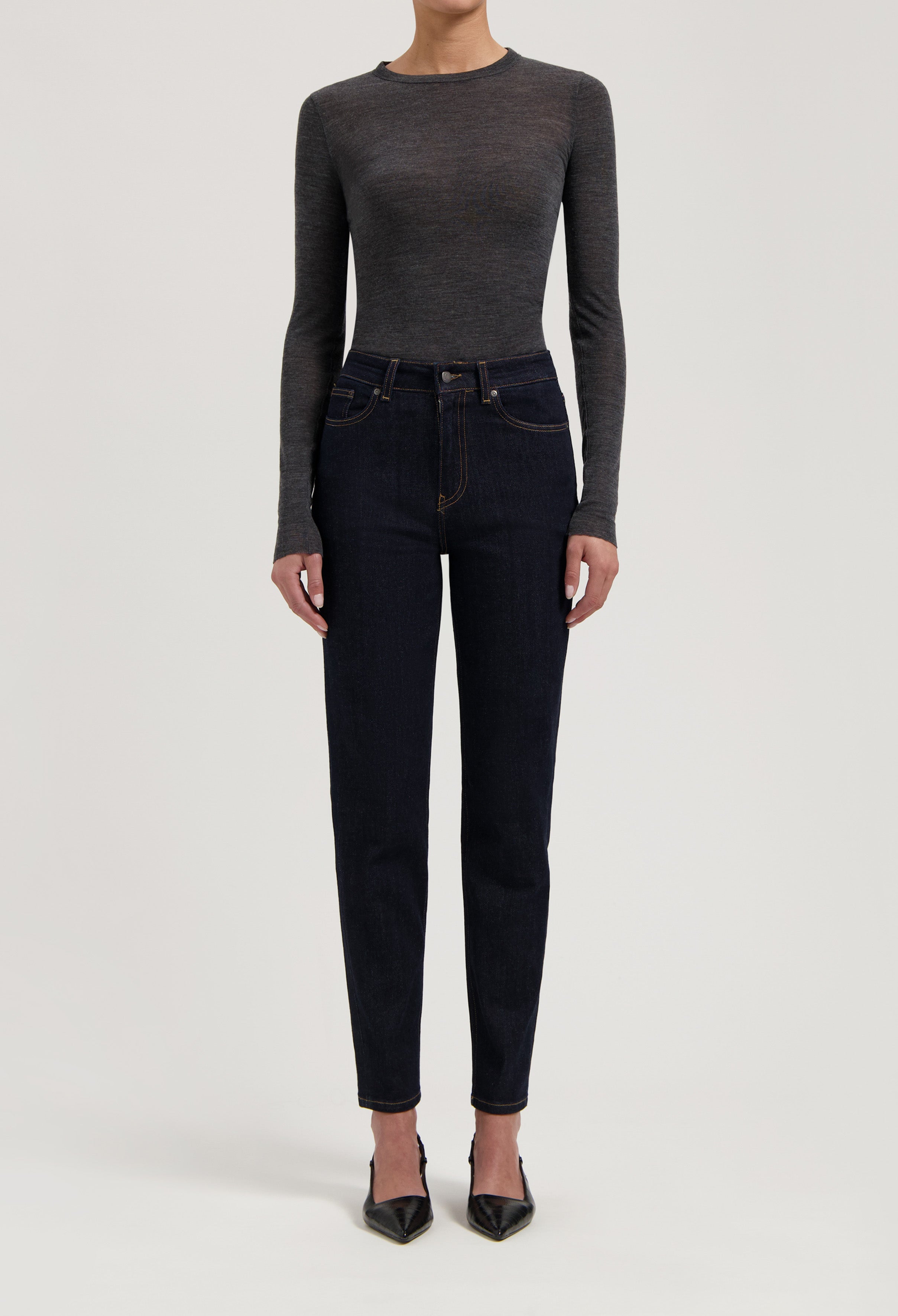 Image of MUD Jeans dames vegan Jeans High Tapered Mams Sterk Blauw
