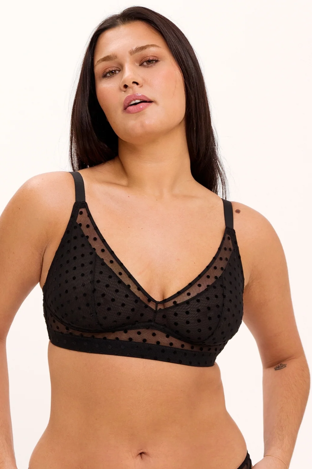 Image of Understatement dames vegan Bh Met Mesh Ondersteuning En Zwarte Stippen