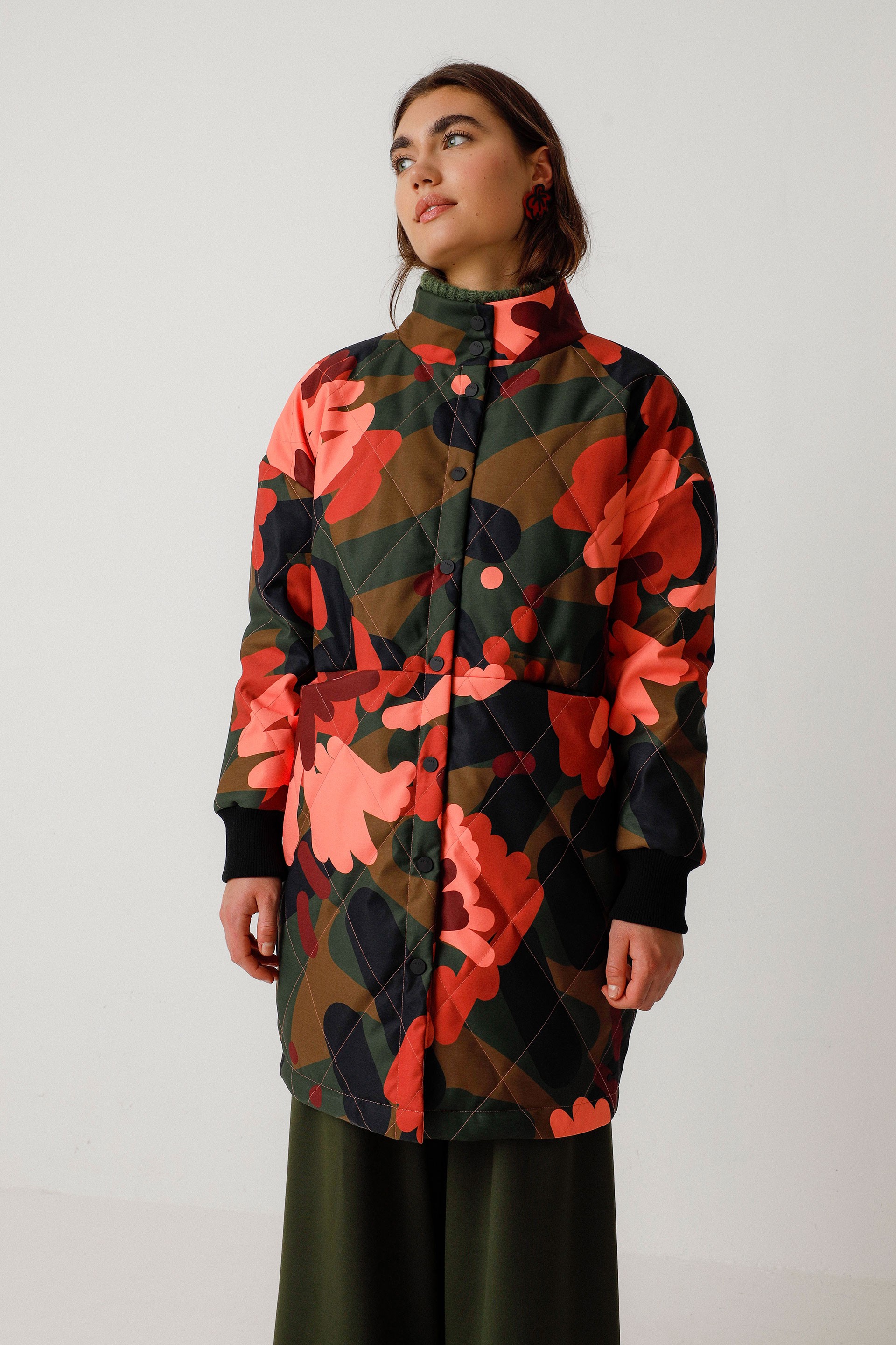 Image of SKFK dames vegan Jas Leira Meerkleurig Rood/Bruin