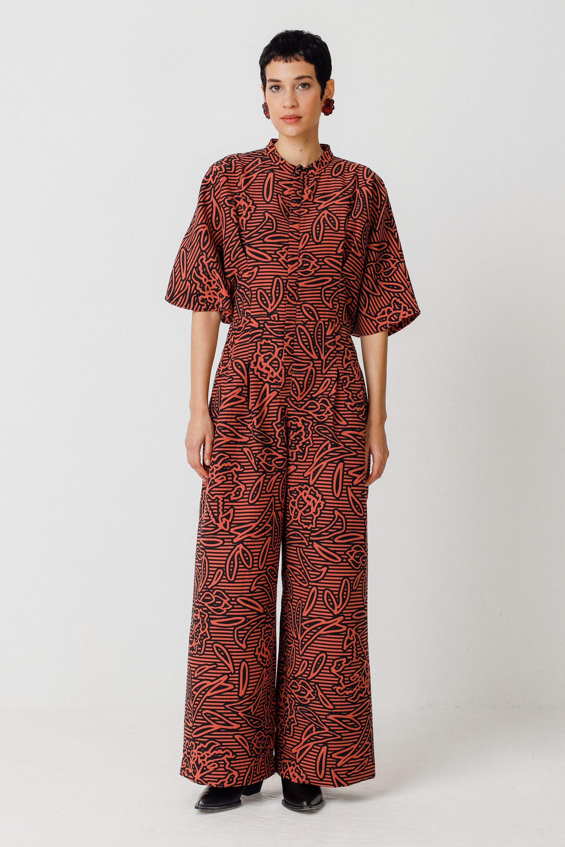 Image of SKFK dames vegan Jumpsuit Siloe Rood/Zwart
