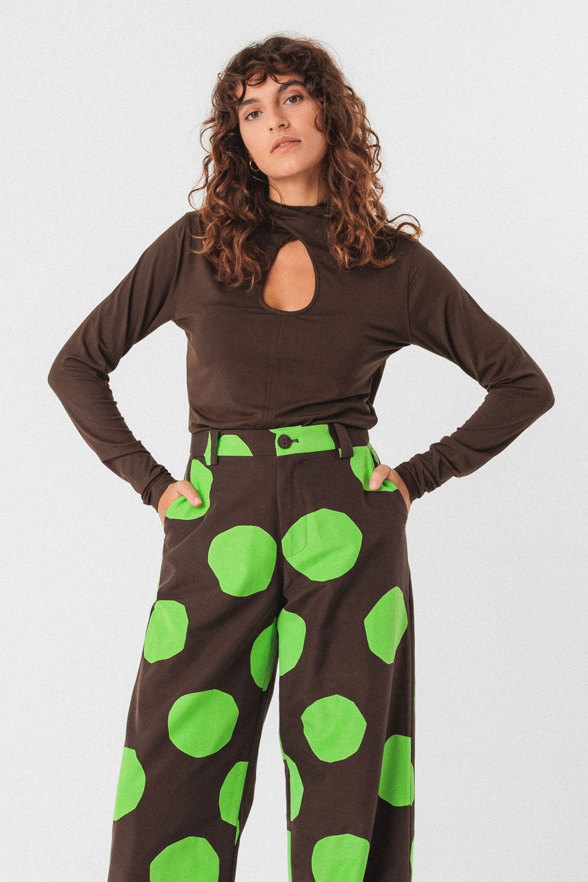 SKFK Damen vegan T-Shirt High Neck Zur-5 Braun