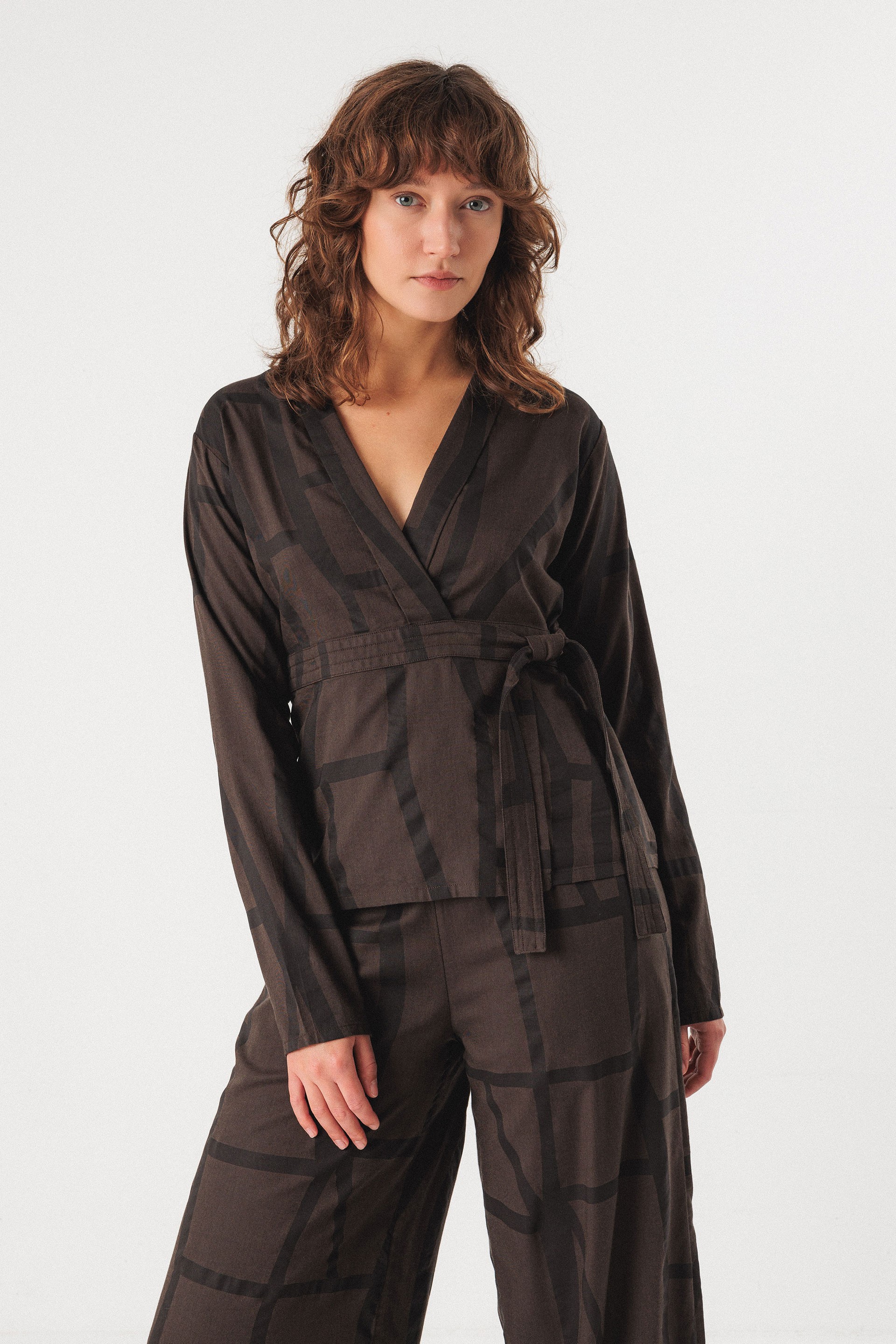 Image of SKFK dames vegan Blouse Deiane Brown