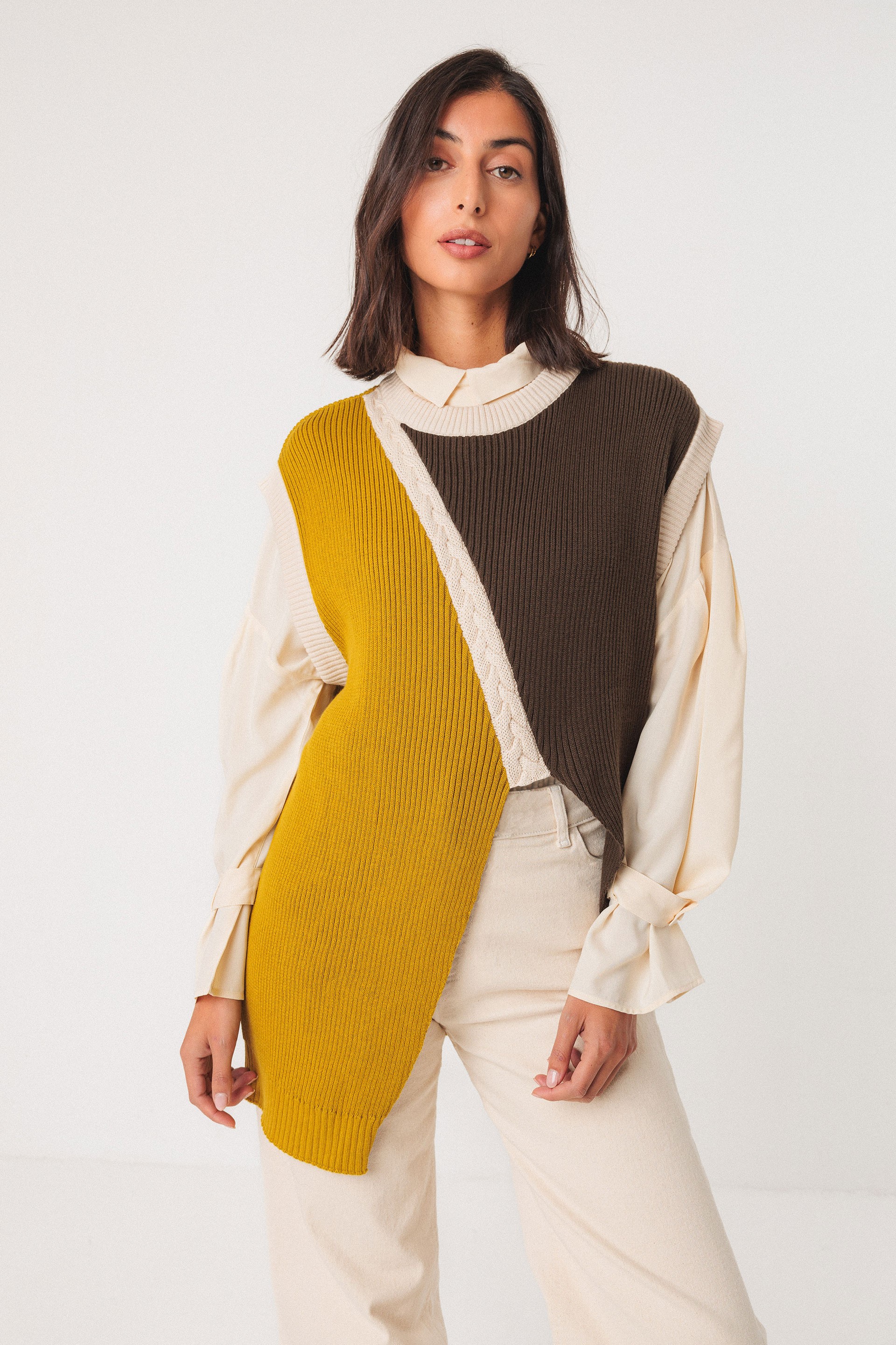 Image of SKFK dames vegan Top Nekea Meerkleurig Bruin/Geel