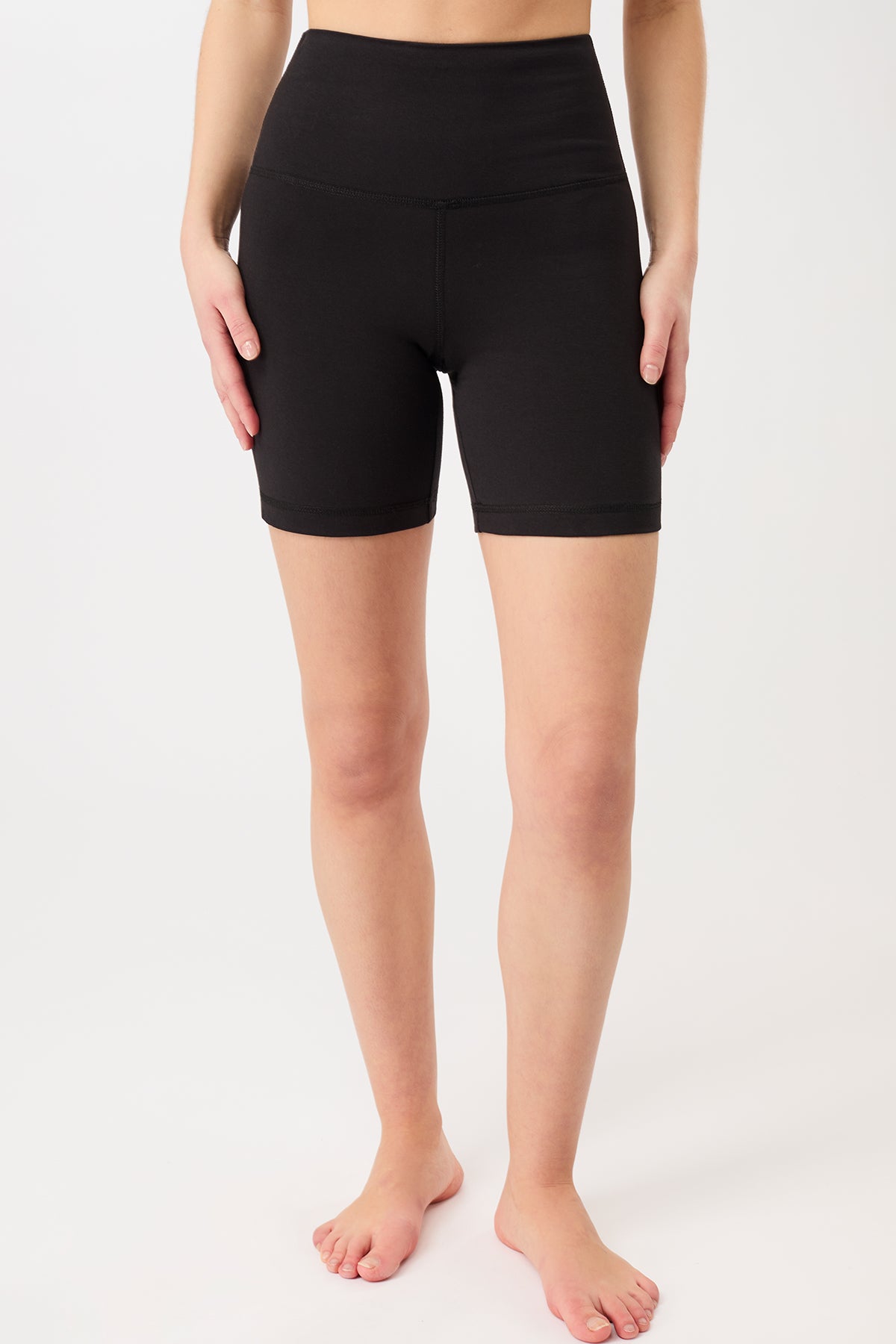 MANDALA Damen vegan Biker Shorts Schwarz
