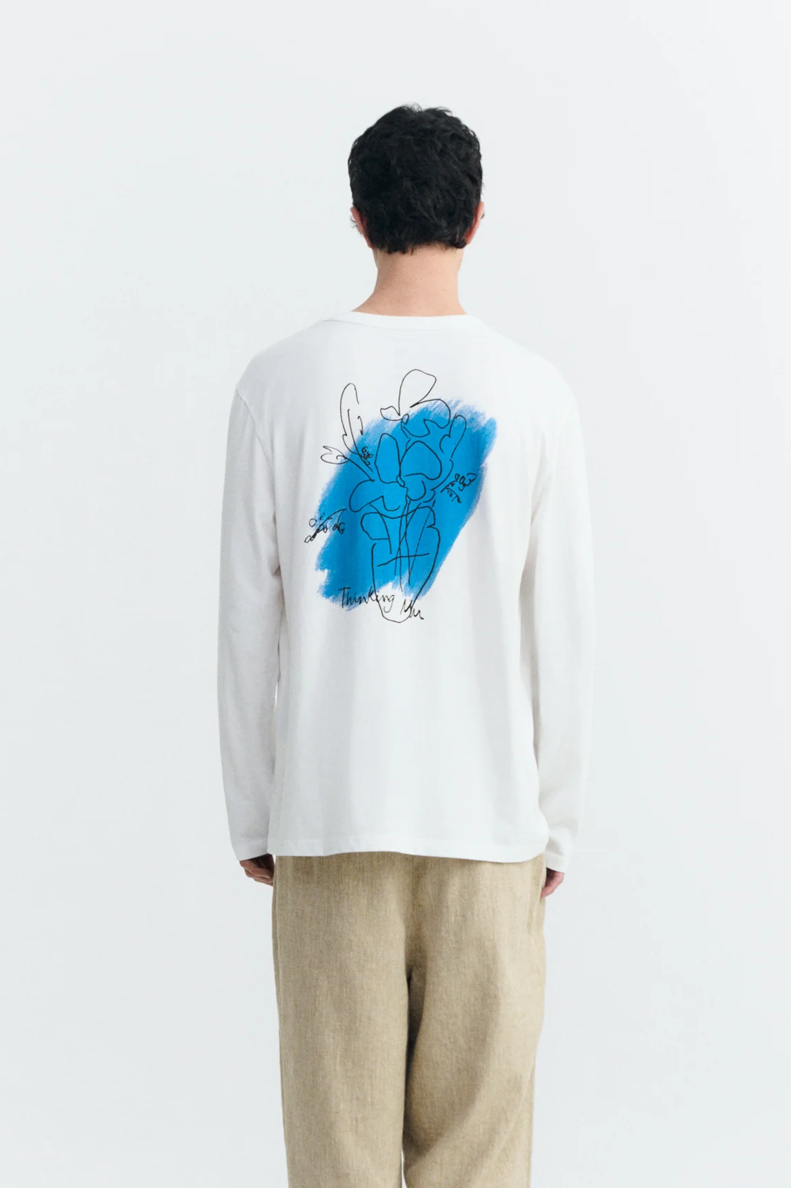 Image of Thinking MU mannen vegan T-Shirt Emilio R Bloemen Wit