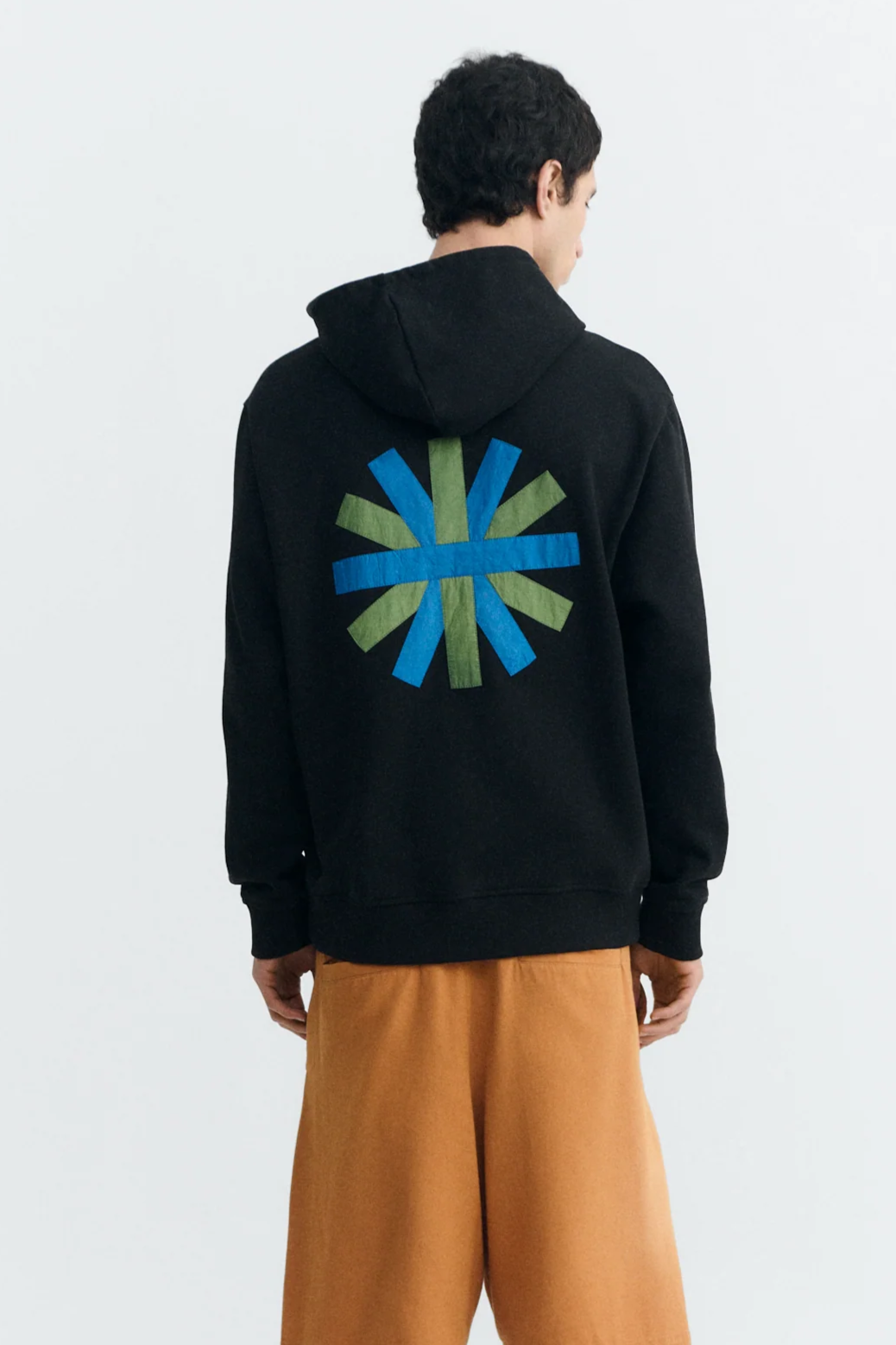 Image of Thinking MU mannen vegan Sweatshirt Simon Sun Patch Achterkant Zwart