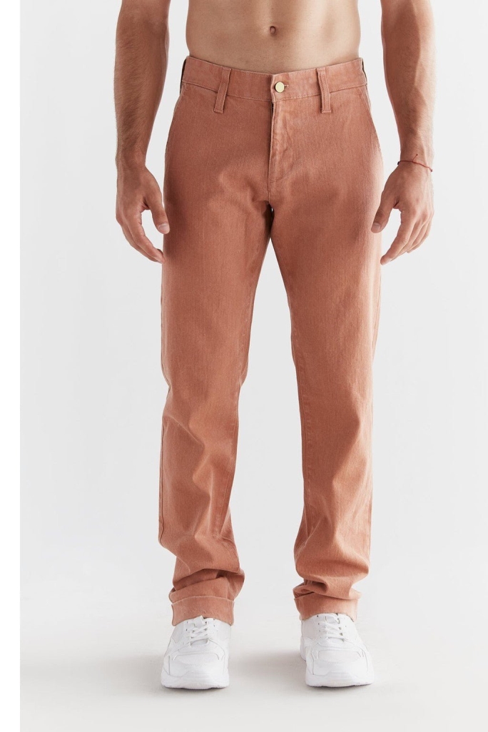 Image of Evermind mannen vegan Denim Chino's Zonnebrand Oranje