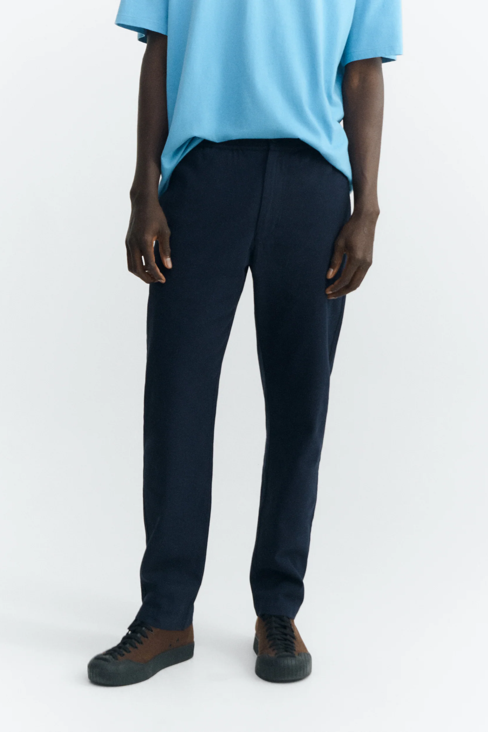 114158 - Thinking MU Herren vegan Hose Straight Travel Light Navy