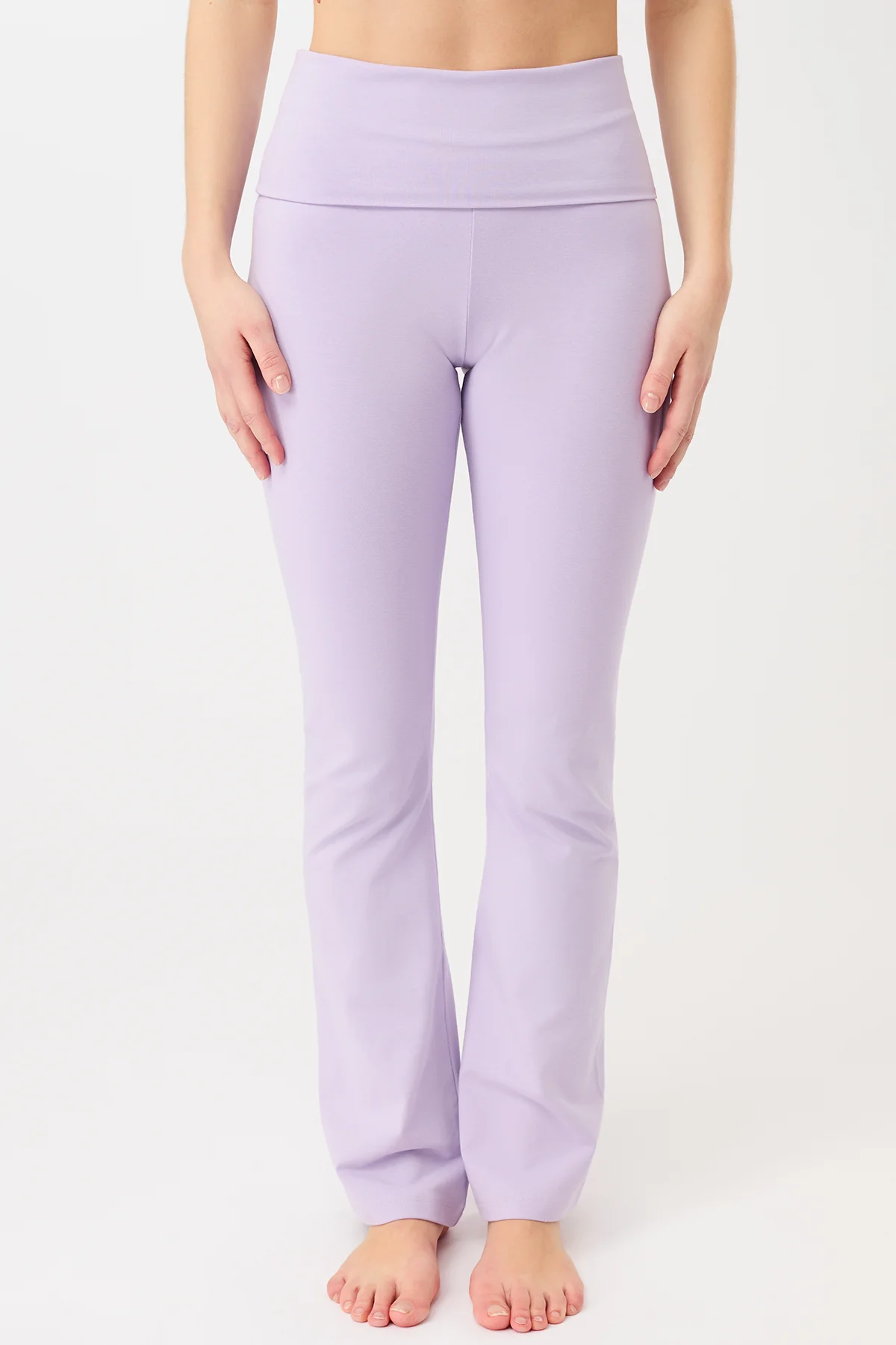 MANDALA Damen vegan Hose Classic Rolldown Violett