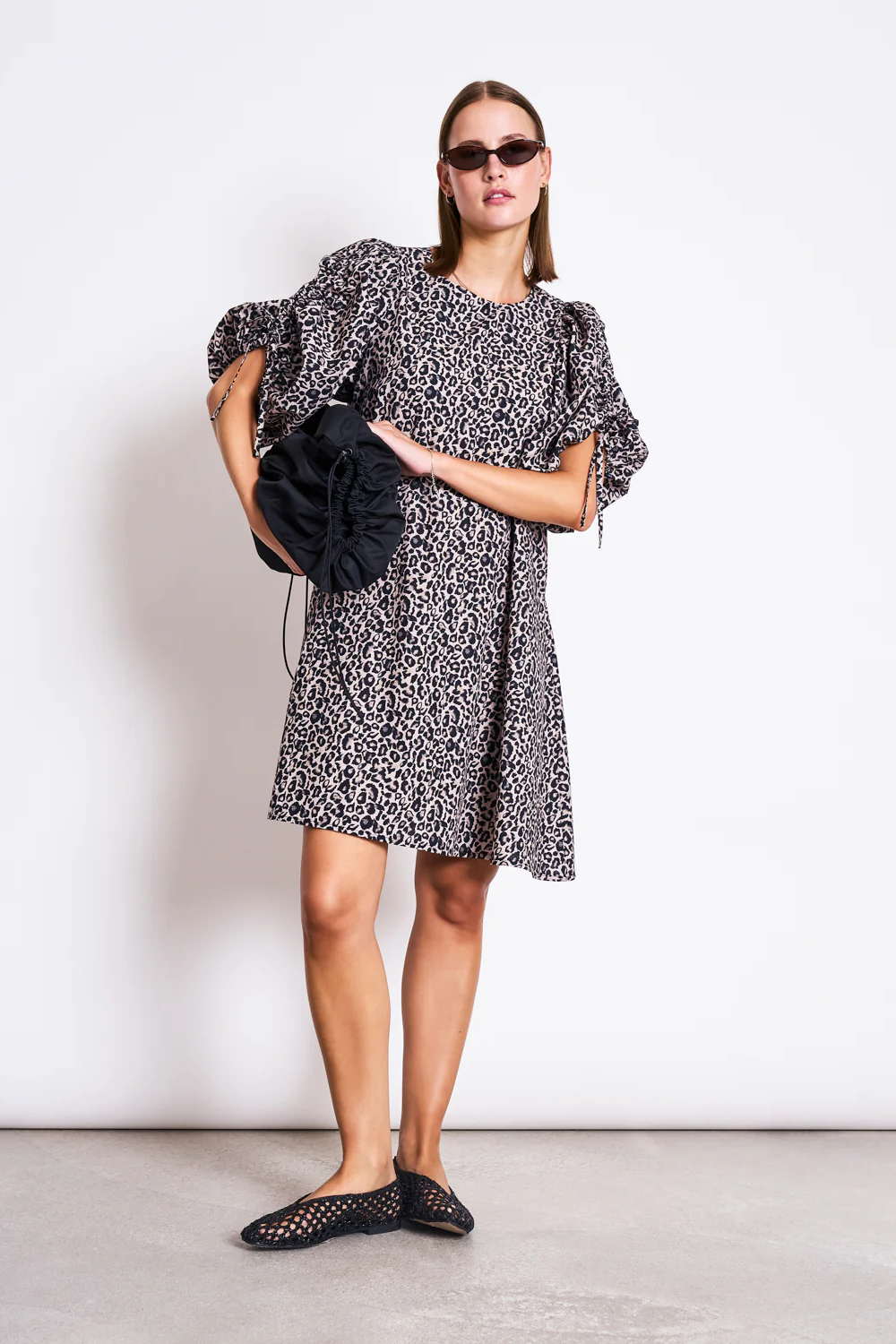 JAN 'N JUNE Damen vegan Minikleid Malus Leo Print