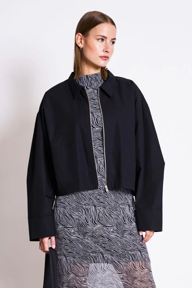 JAN 'N JUNE Damen vegan Hemdjacke Papilio Schwarz