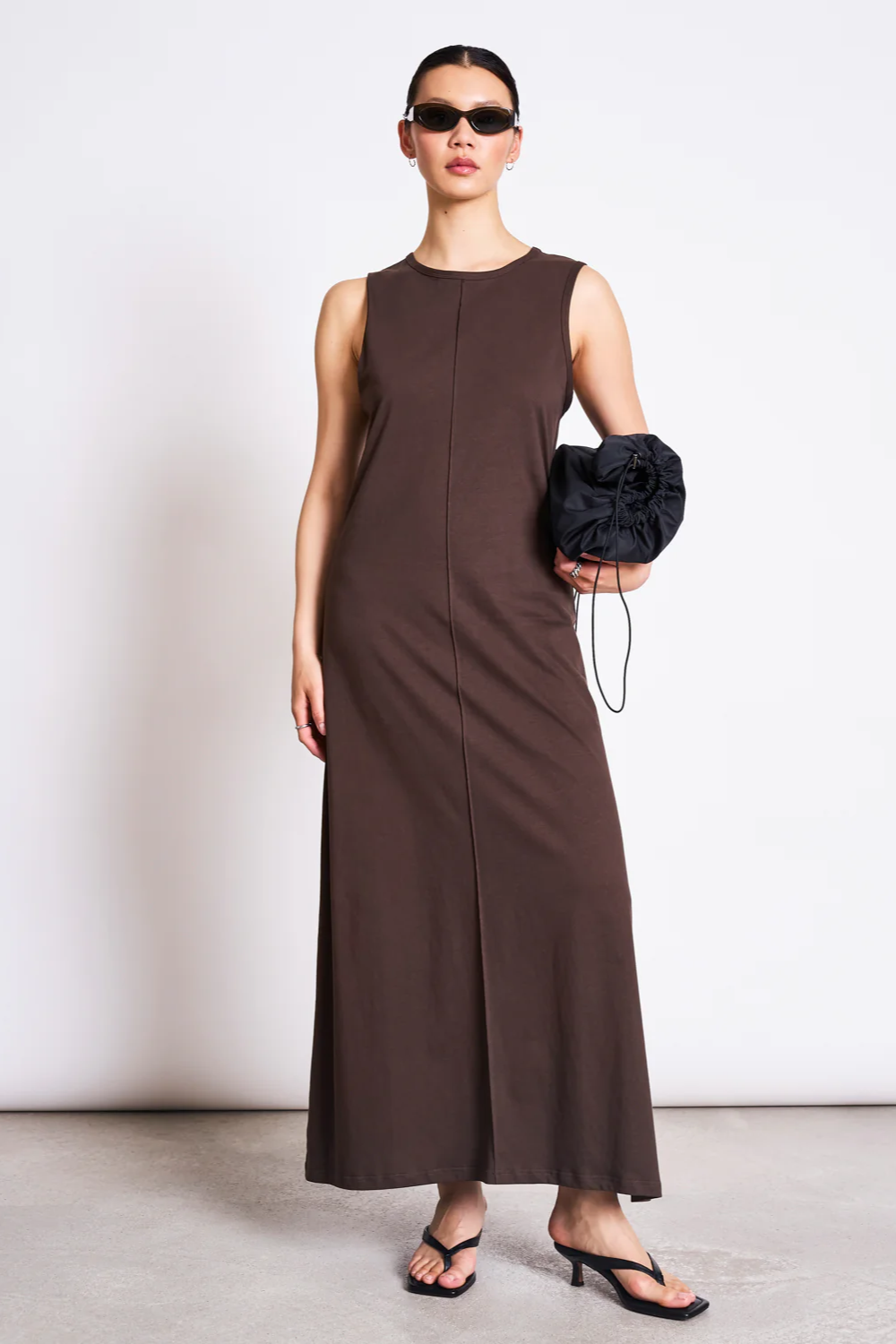 JAN 'N JUNE Damen vegan Ärmelloses Maxikleid Calia Schlammbraun