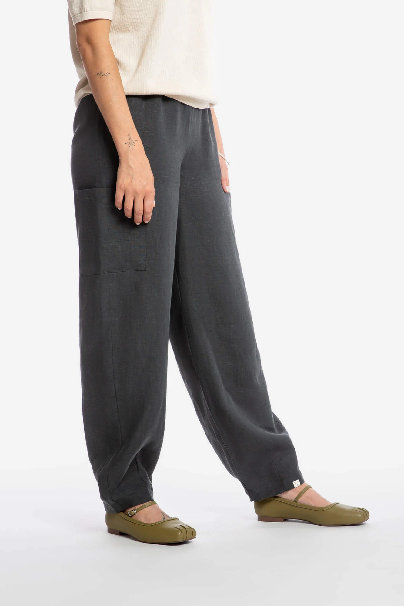 Image of MATONA dames vegan Broek Met Rechte Pijpen, Zwart